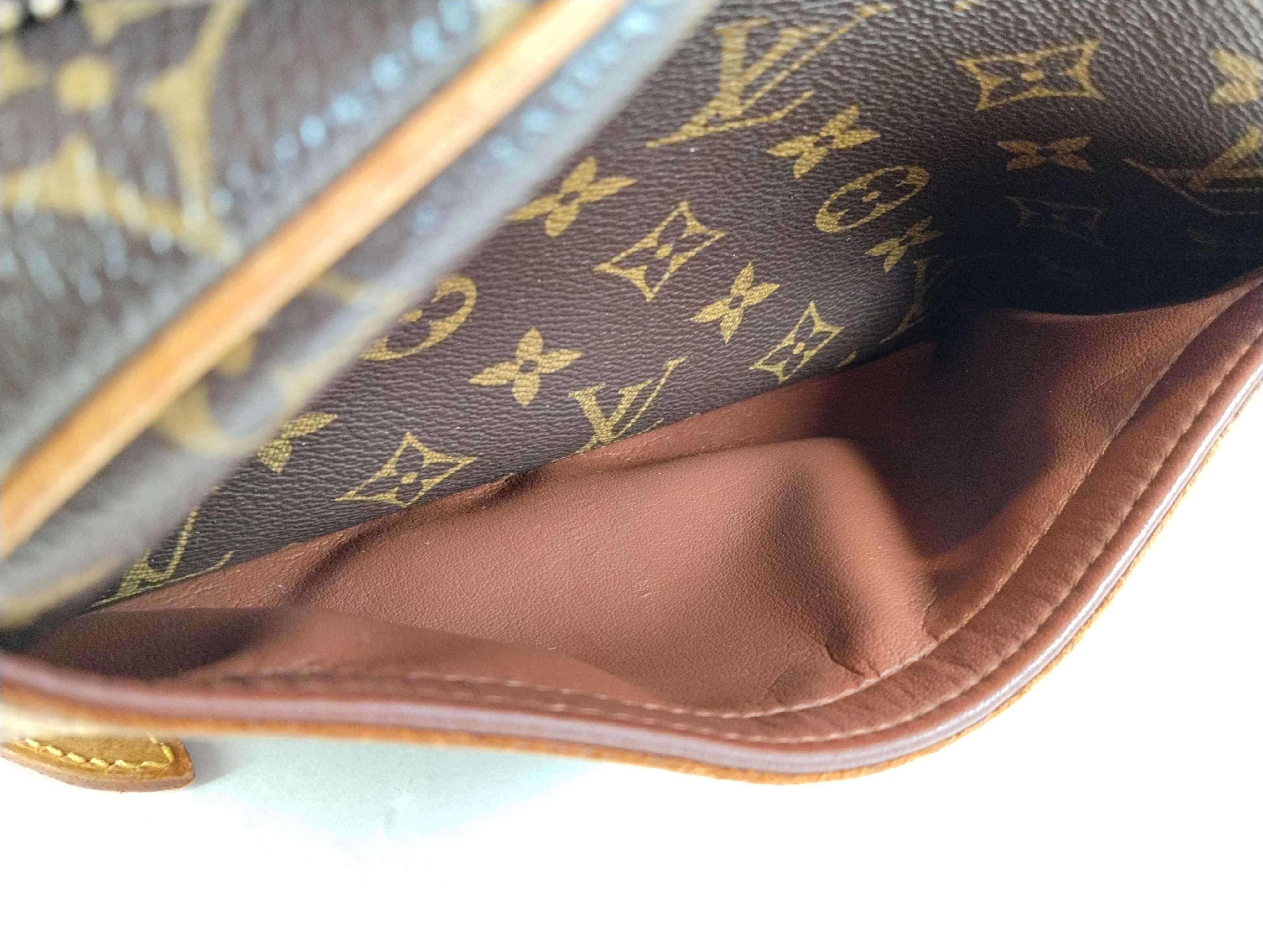 Monogram Blois M51221 SA0073 Shoulder Bag — view 13