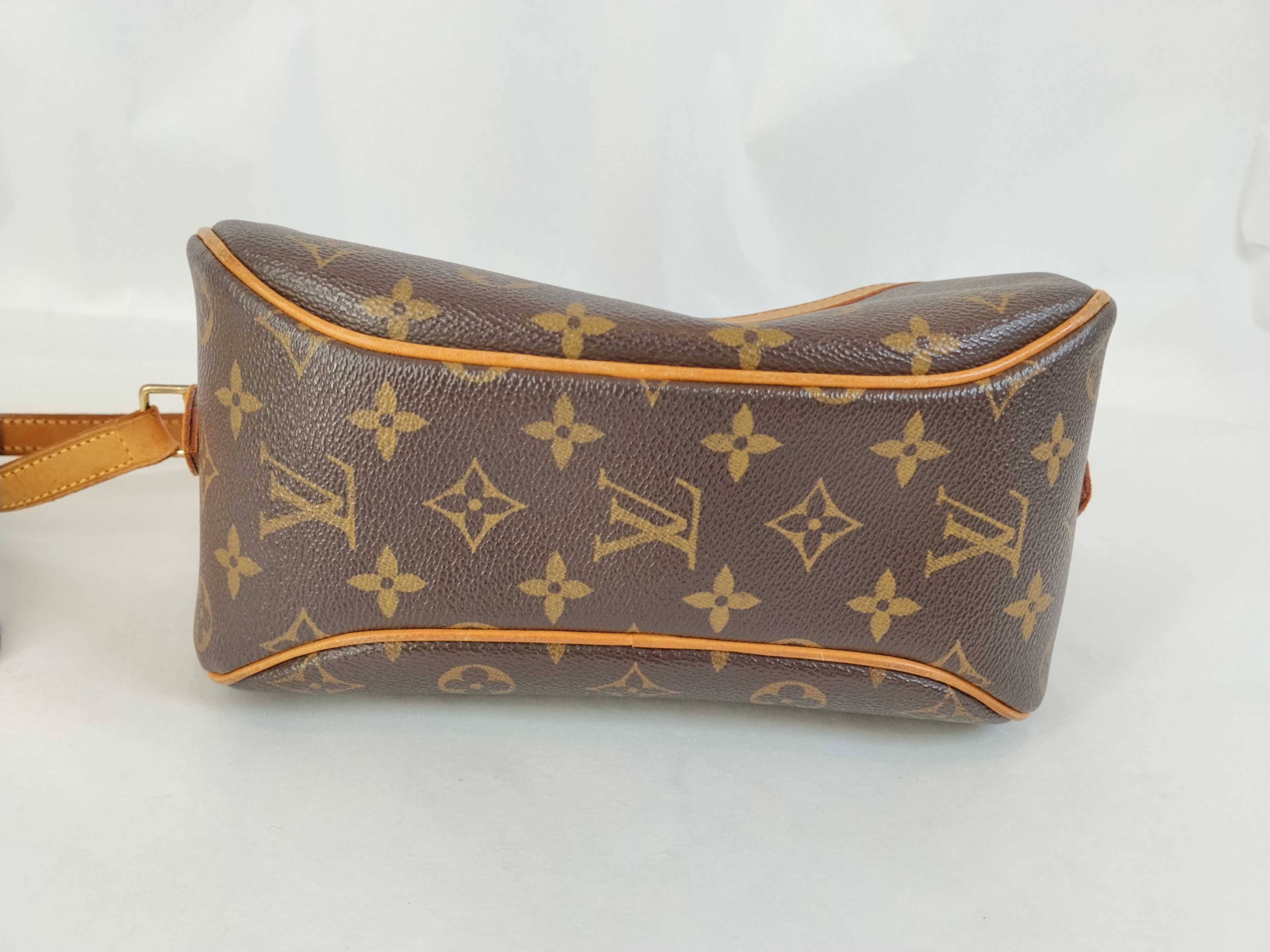 Monogram Blois M51221 SA0073 Shoulder Bag — view 7