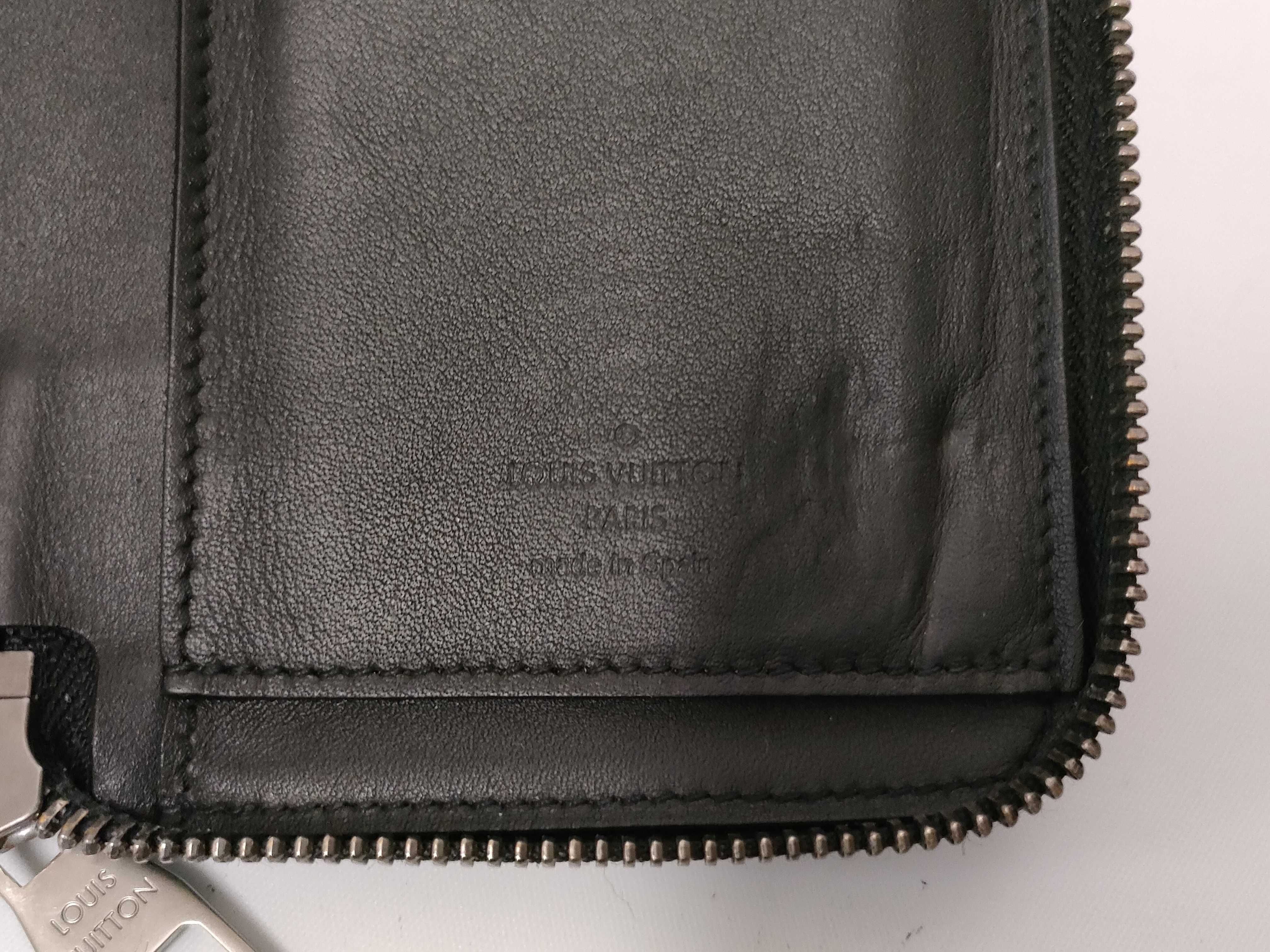 Damier Graphite Leather Round Long Wallet, Black, with Serial Number and Box. — view 7