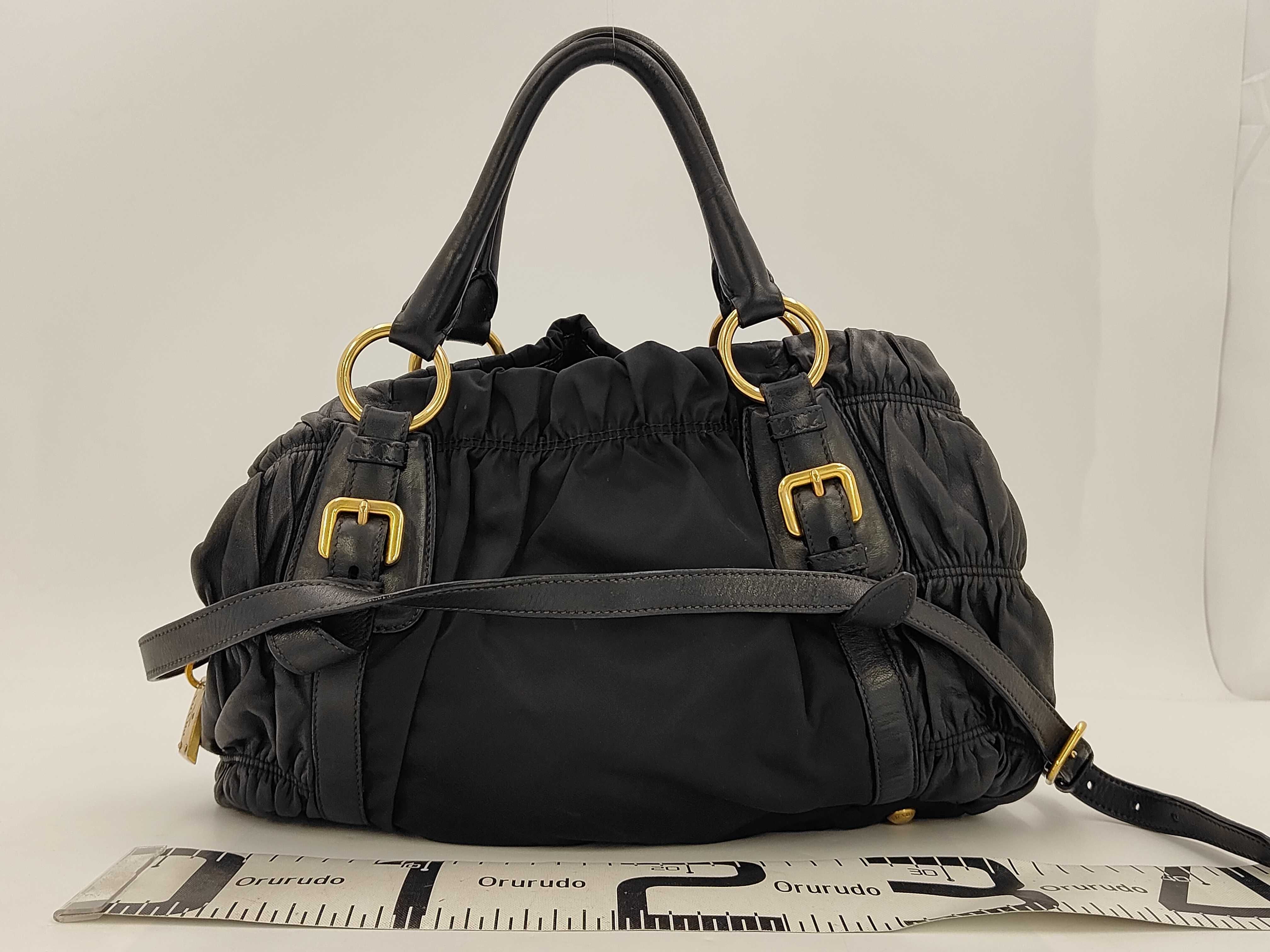 Tessuto Nappa Gaufre Shirring Tote Shoulder Bag (Handbag) — view 2
