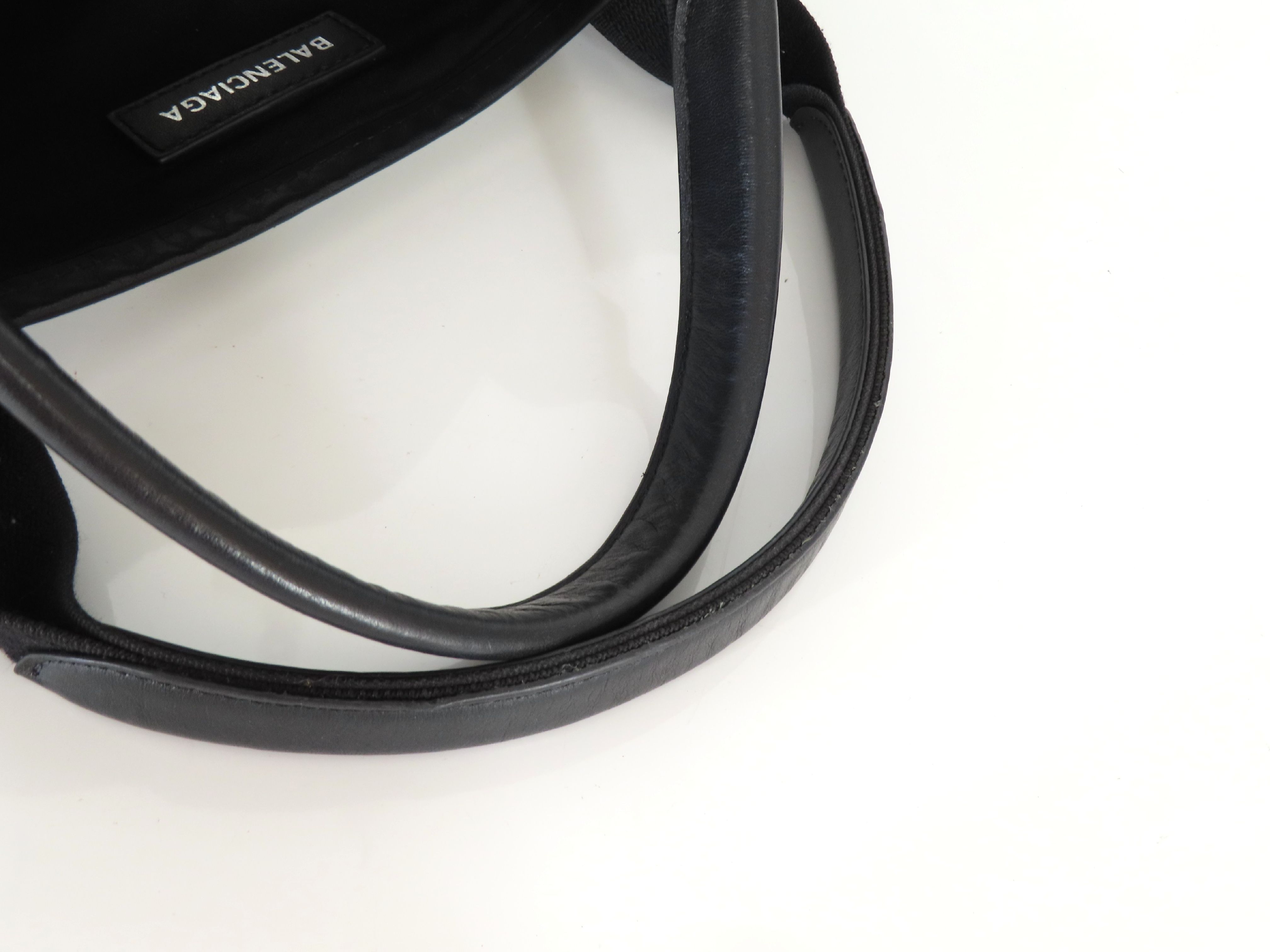 Cabas 528655・9060・Y・002123 Handbag — view 3