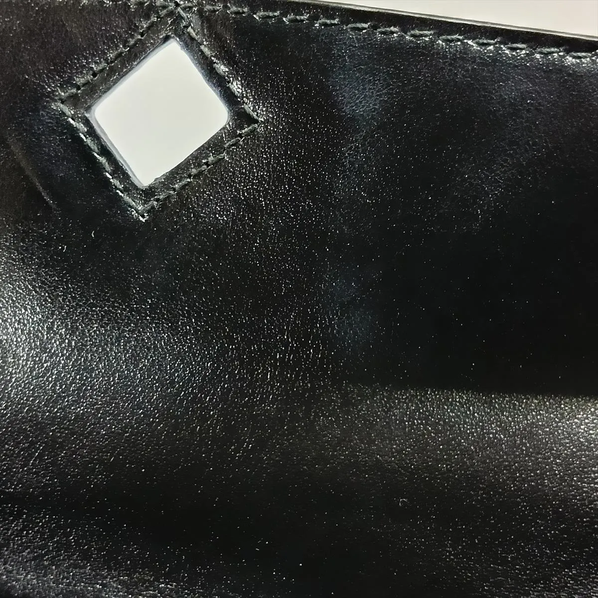 Intrecciato Andiamo Clutch Leather Clutch Bag Black — view 12