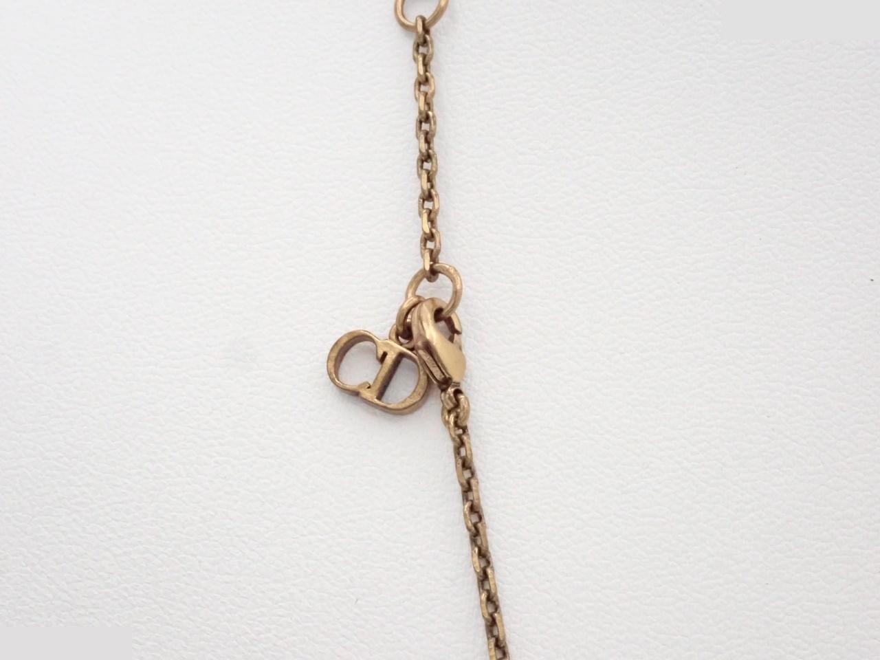 Other line: Precious metals, necklaces, pendants, neck circumference approximately 75 cm. — view 2