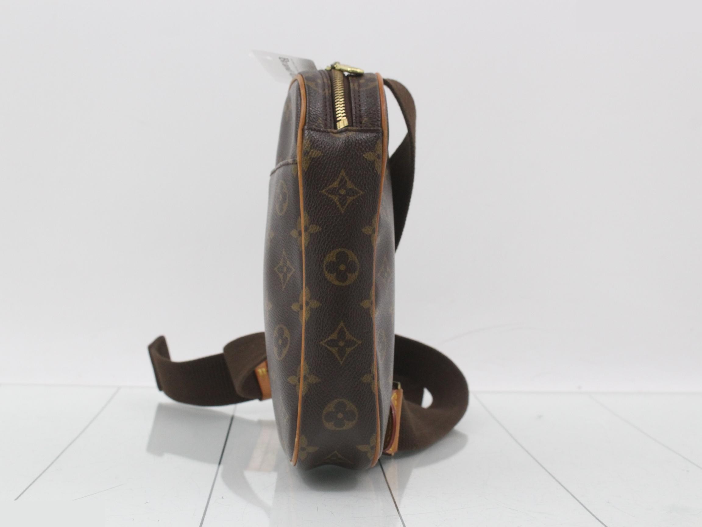 Pochette Gange — view 3