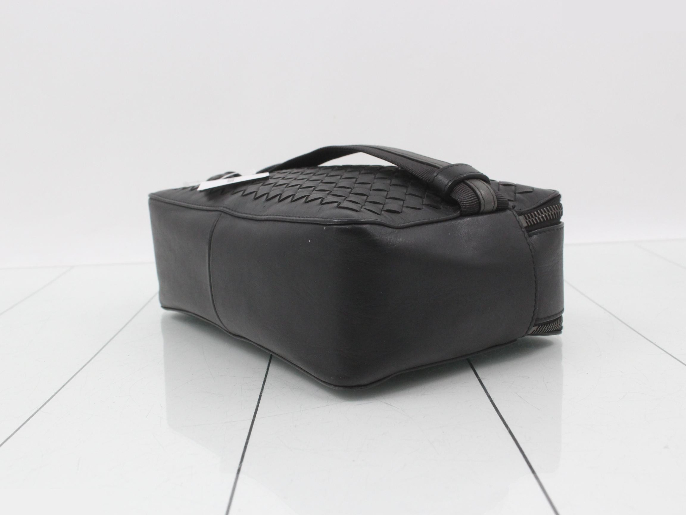 Intrecciato Leather Clutch Bag, Black — view 6