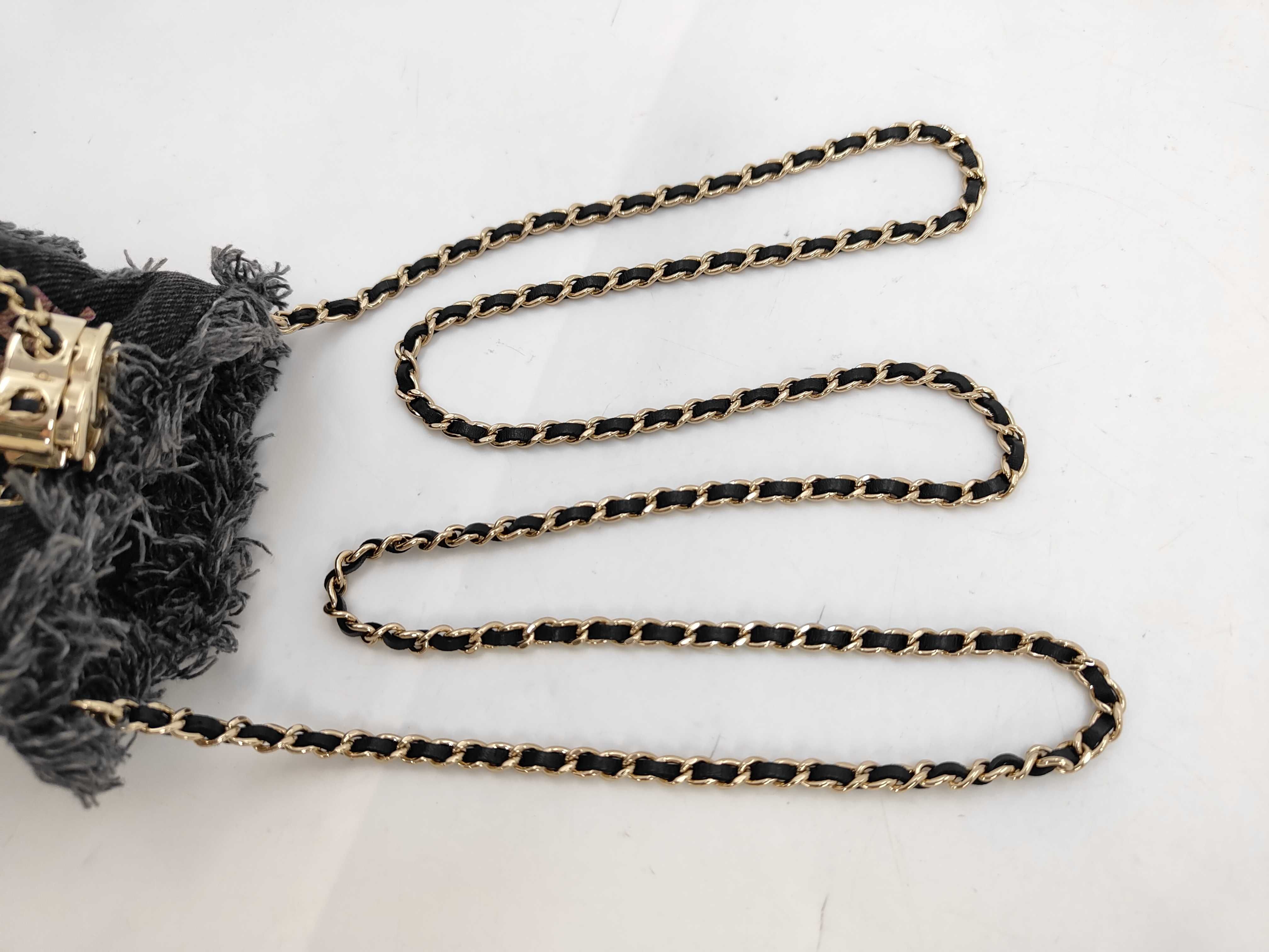 Mini Chain Shoulder Bag — view 5