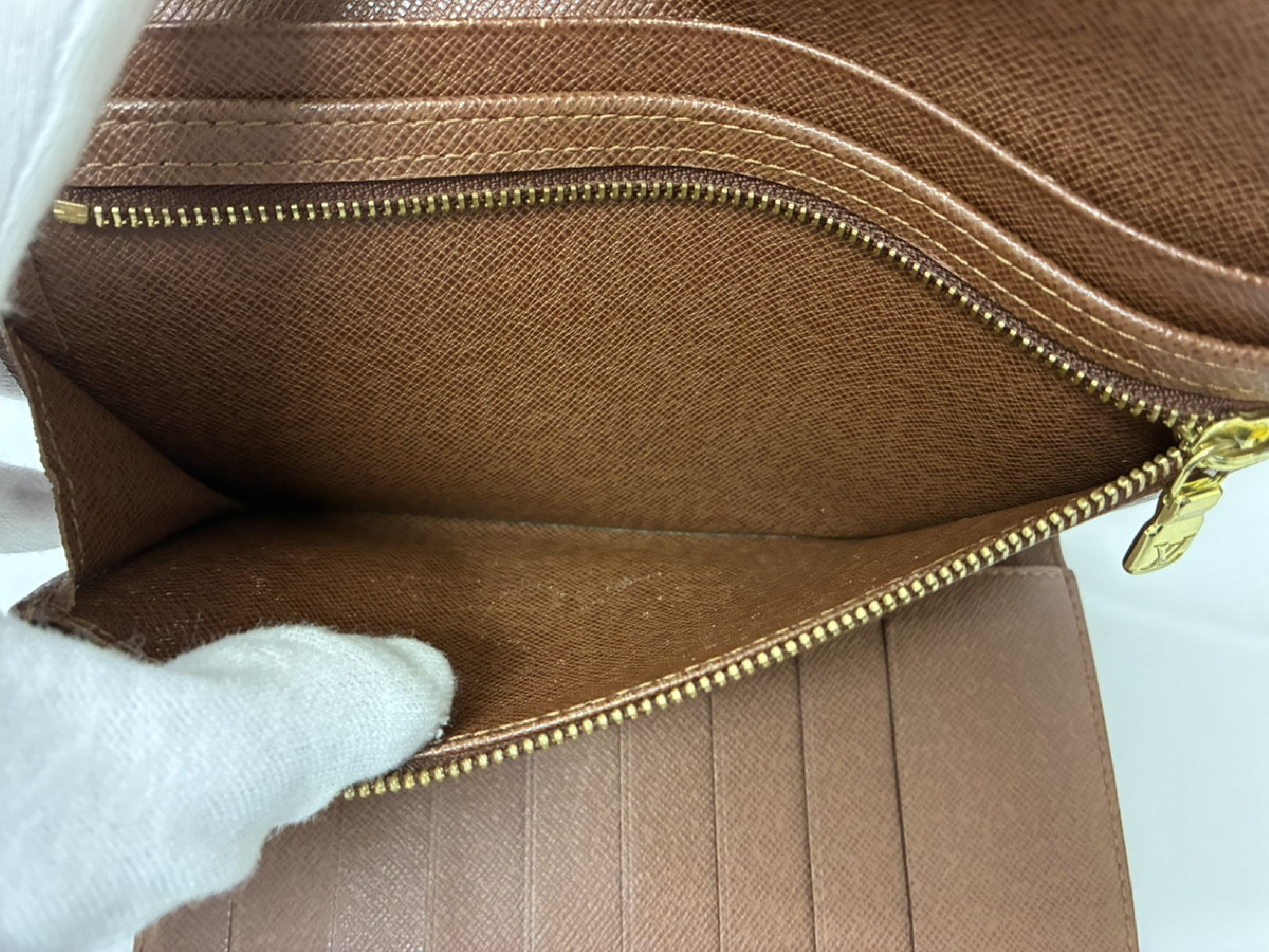 Pochette Passport M60135 Wallet — view 9
