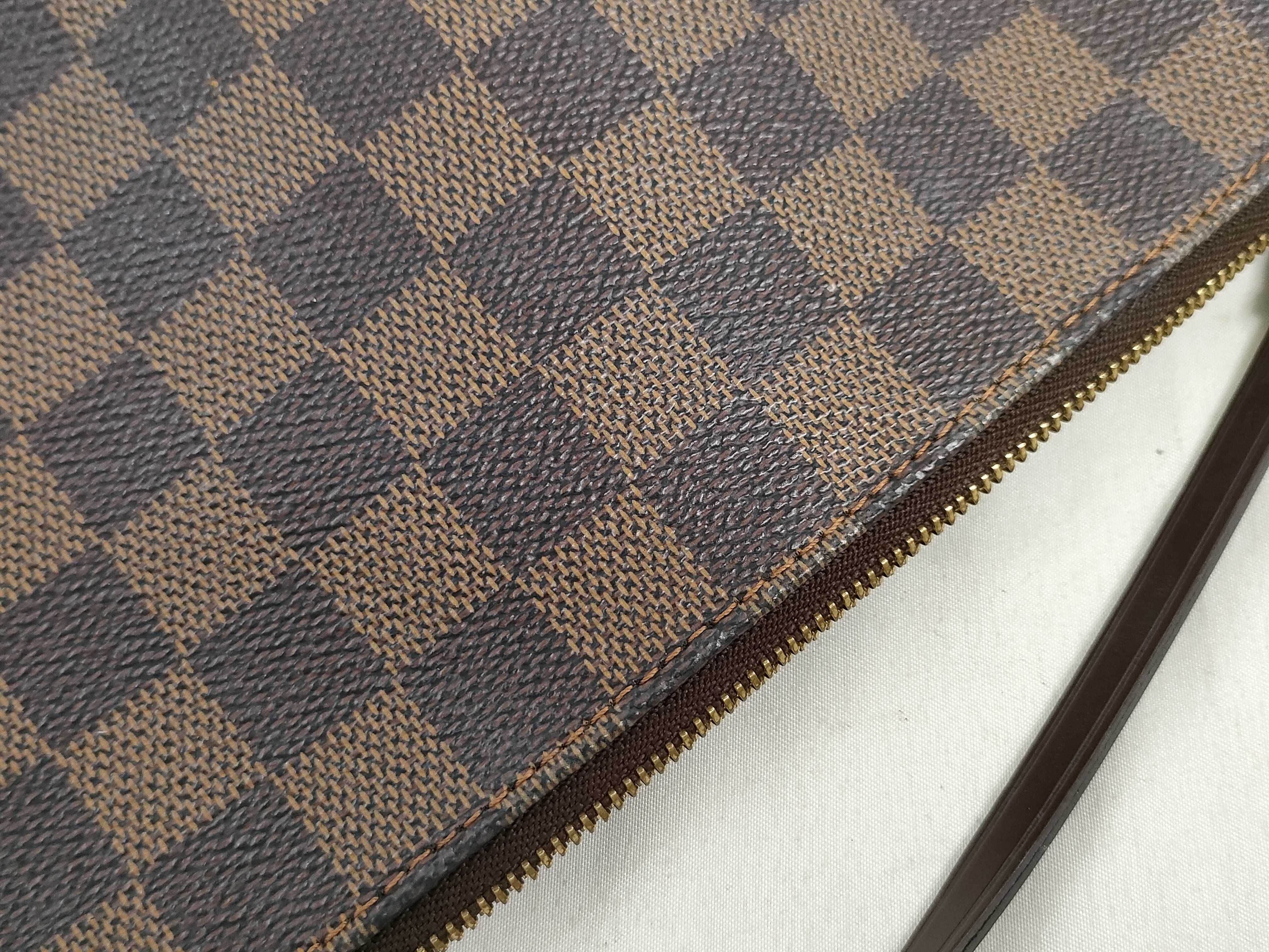 Damier N51985 Pochette Accessoires Pouch Handbag — view 14