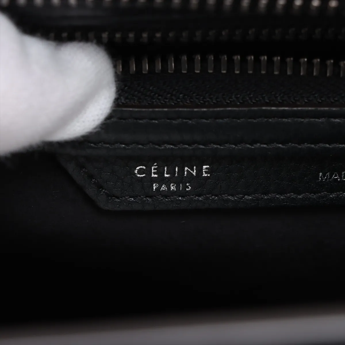 Luggage Micro Shopper Leather Handbag Black — view 8
