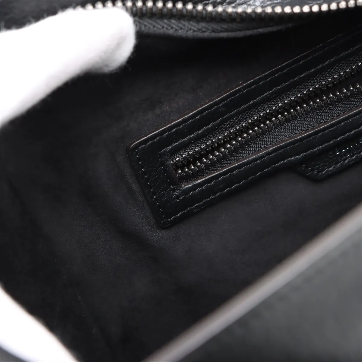 Luggage Micro Shopper Leather Handbag Black — view 10