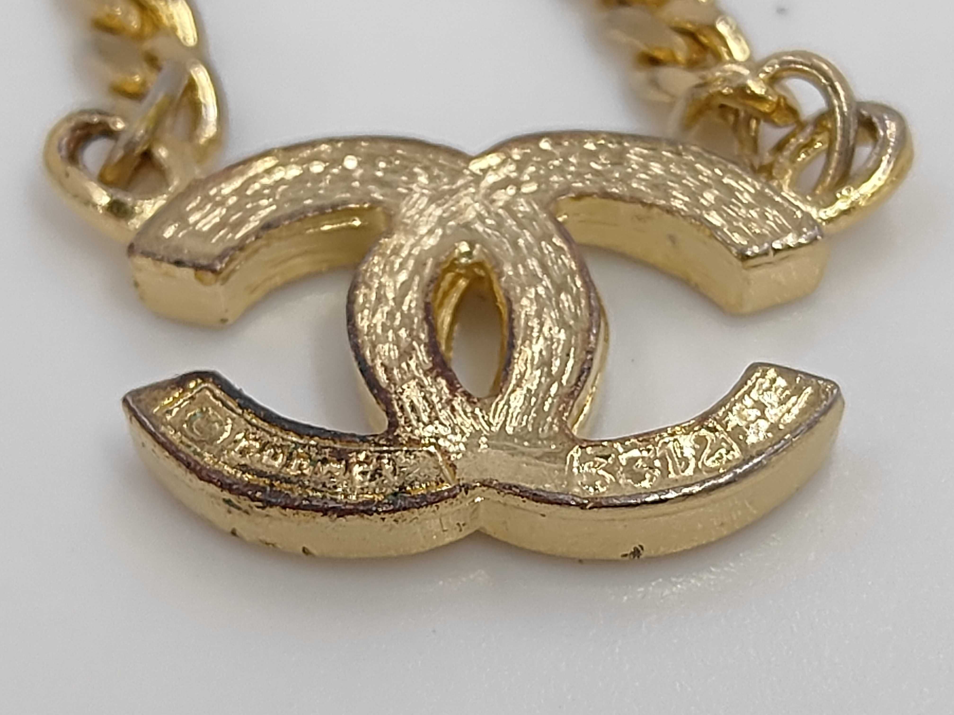 necklace 3312 Coco Mark rhinestone gold engraved necklace — view 5