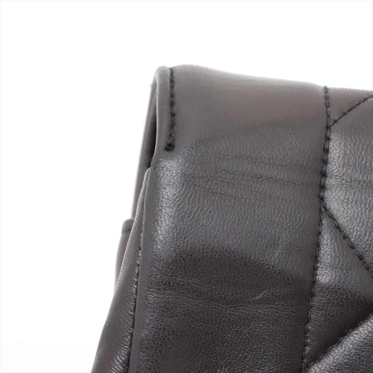 Matelasse Lambskin Single Flap Single Chain Bag Diana Flap Black Gold Hardware — view 10