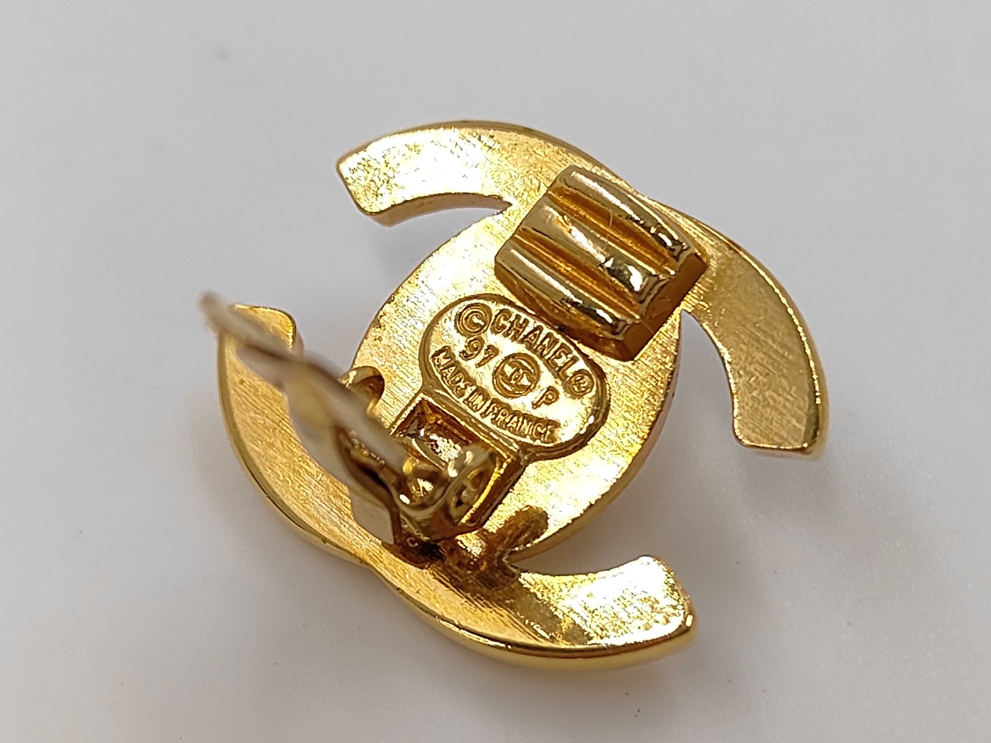 Earrings — view 5