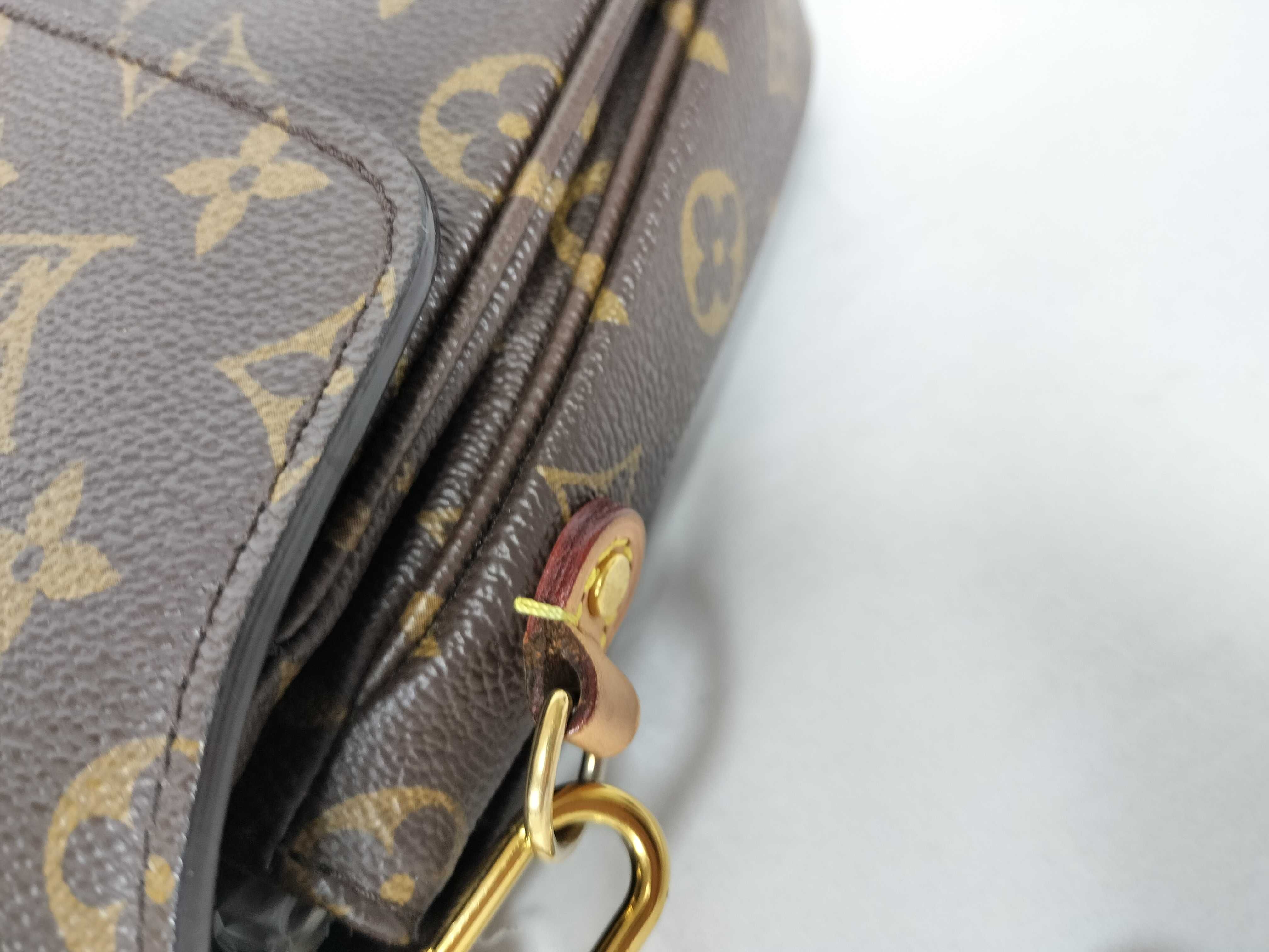 Monogram Metis Monogram DU4200 Shoulder Bag — view 7