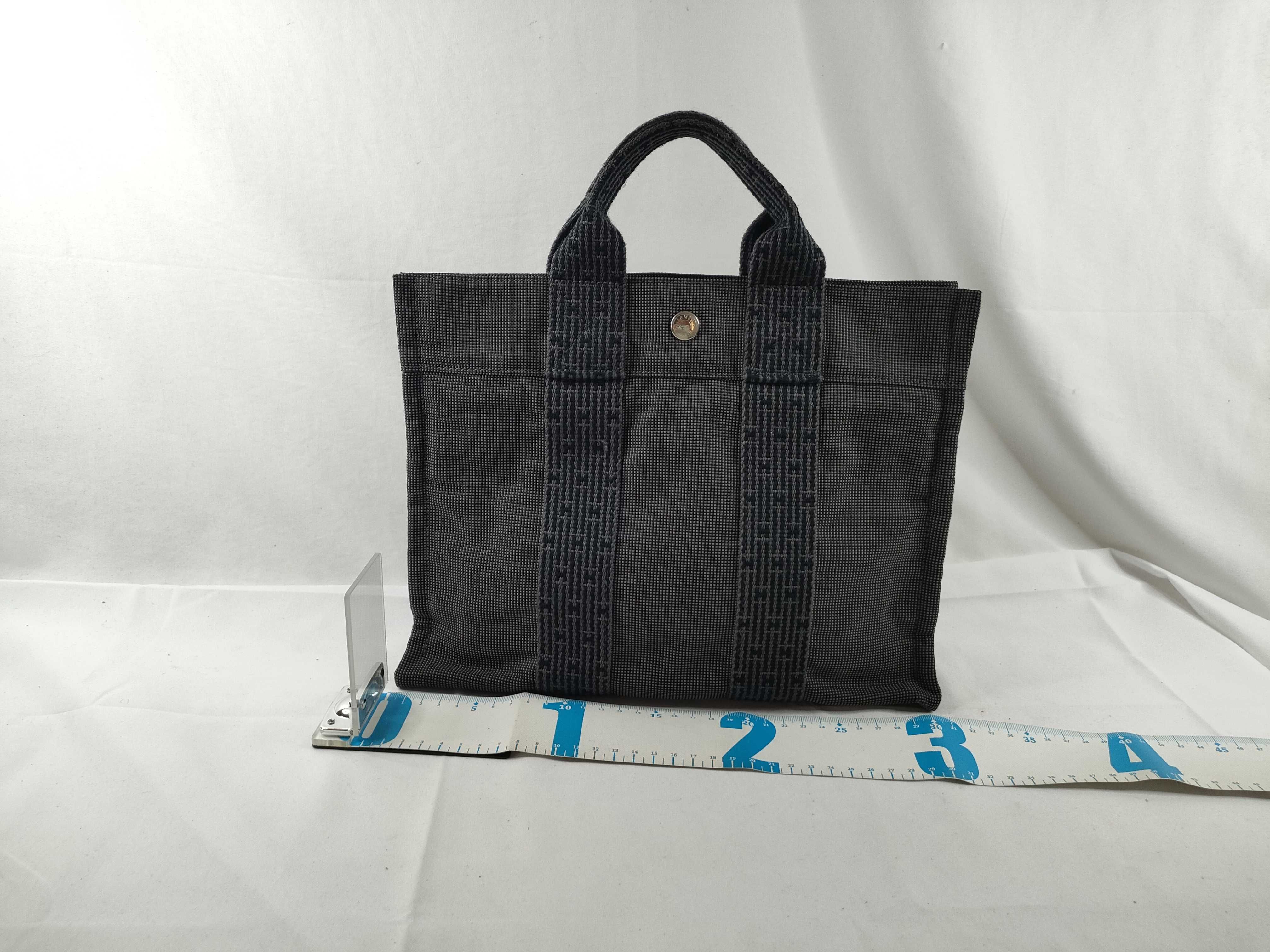Herline Tote PM Tote Bag Handbag — view 2