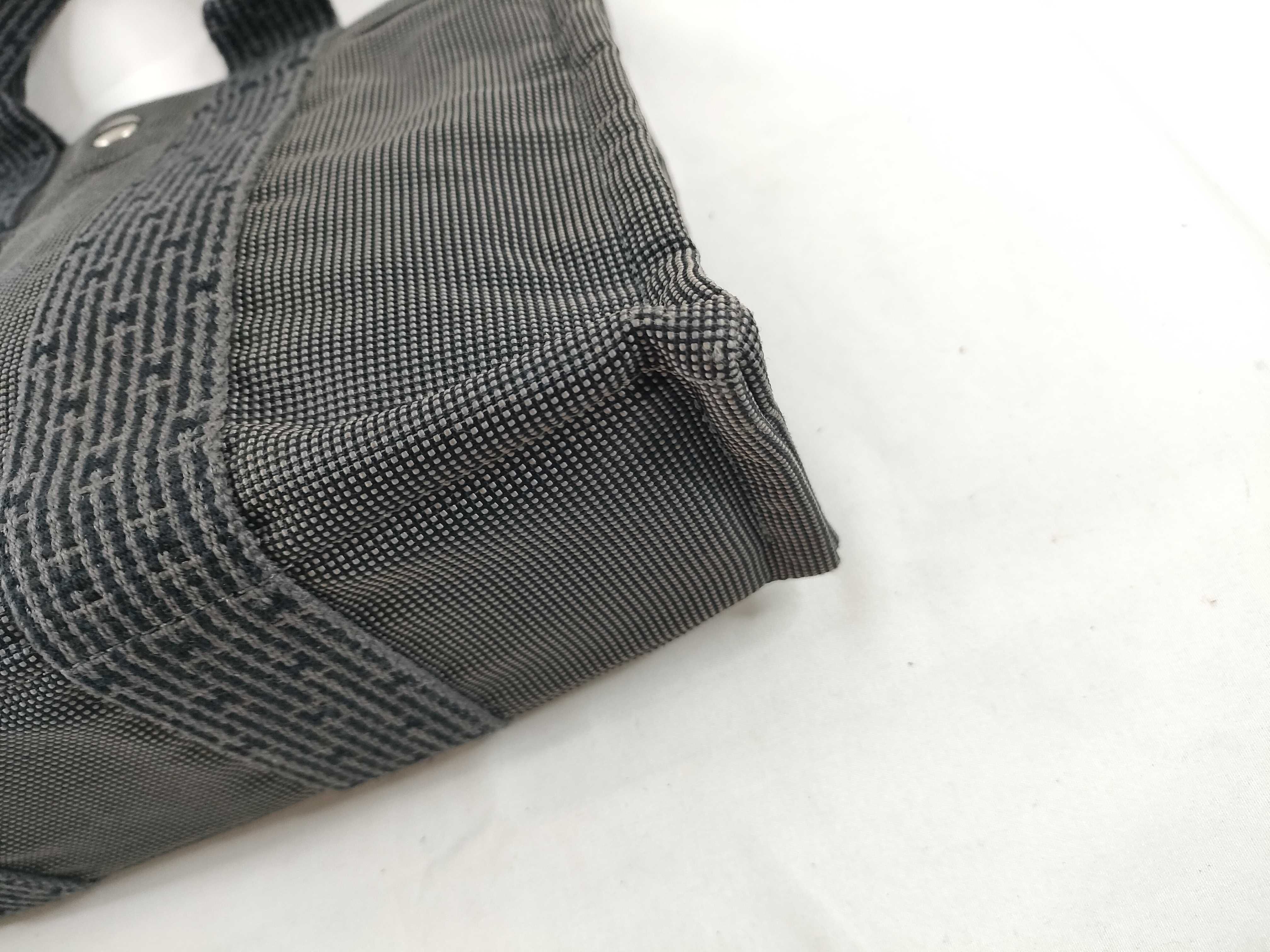 Herline Tote PM Tote Bag Handbag — view 5