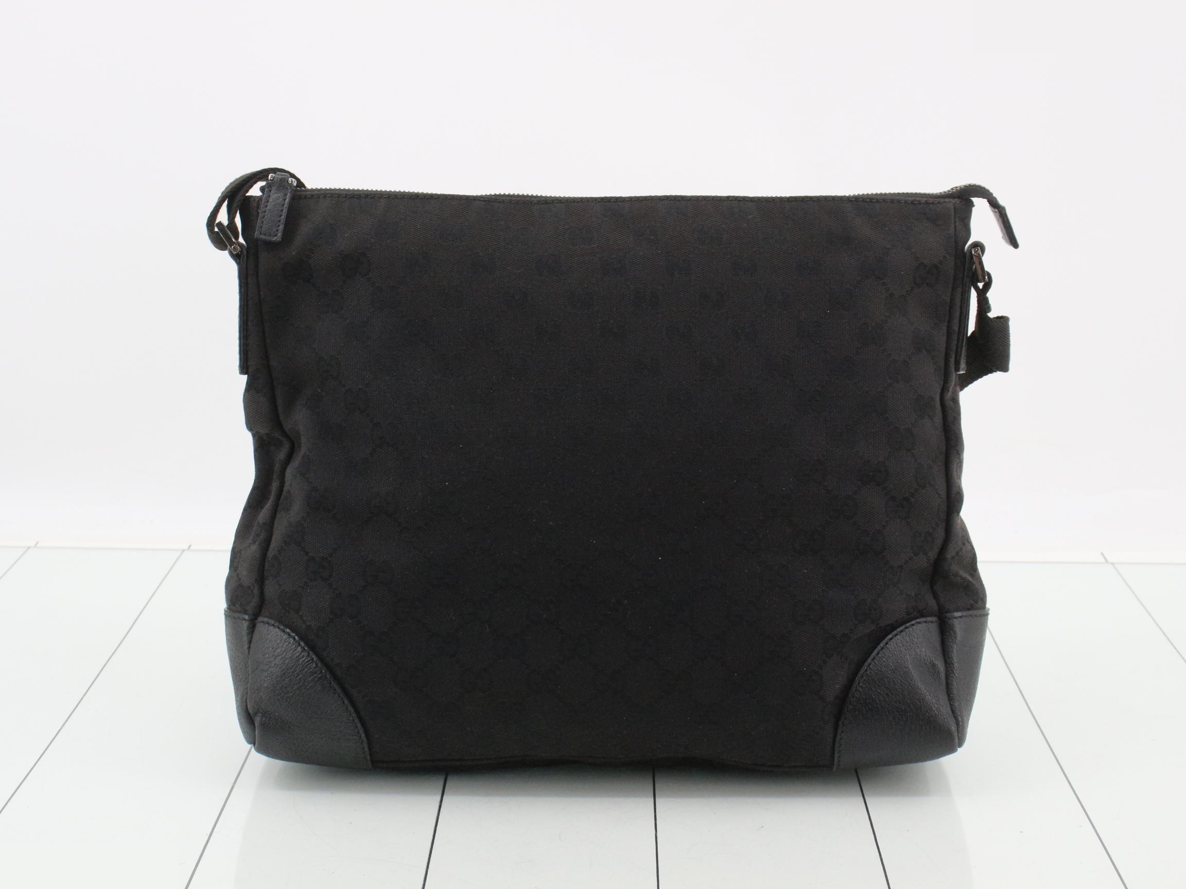 GG Canvas Shoulder Bag 110054 — view 2