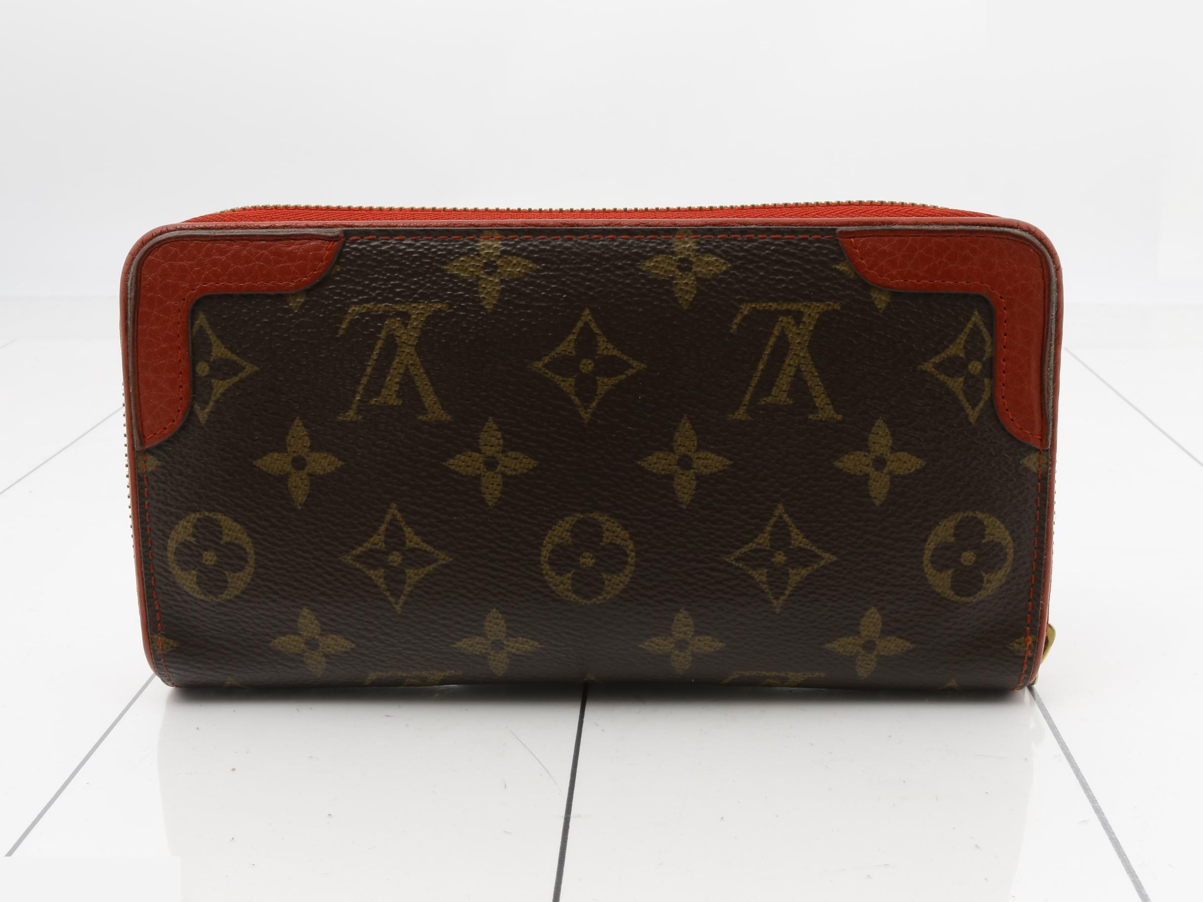 M61854 Monogram Retiro Zippy Wallet — view 2