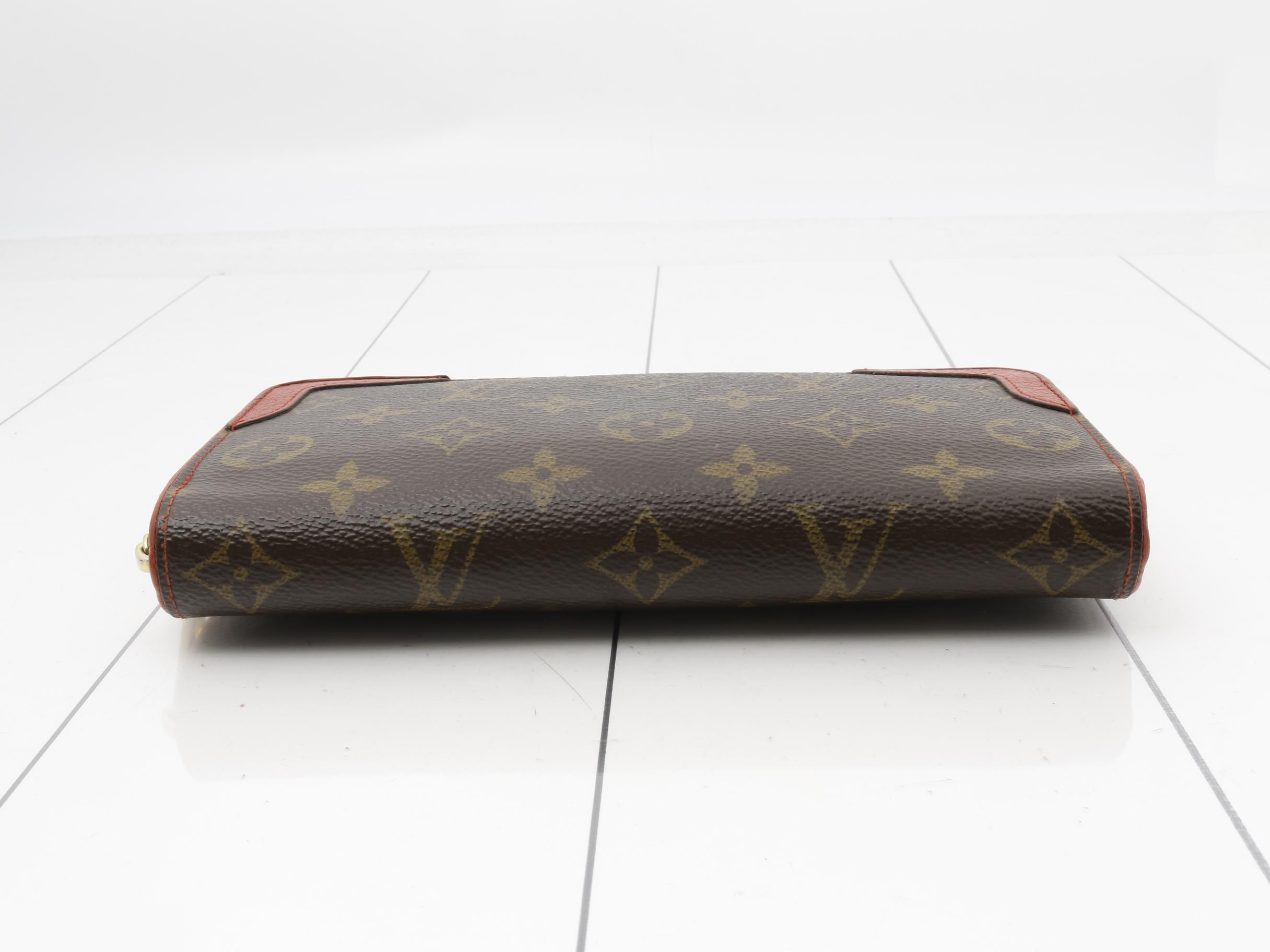 M61854 Monogram Retiro Zippy Wallet — view 3