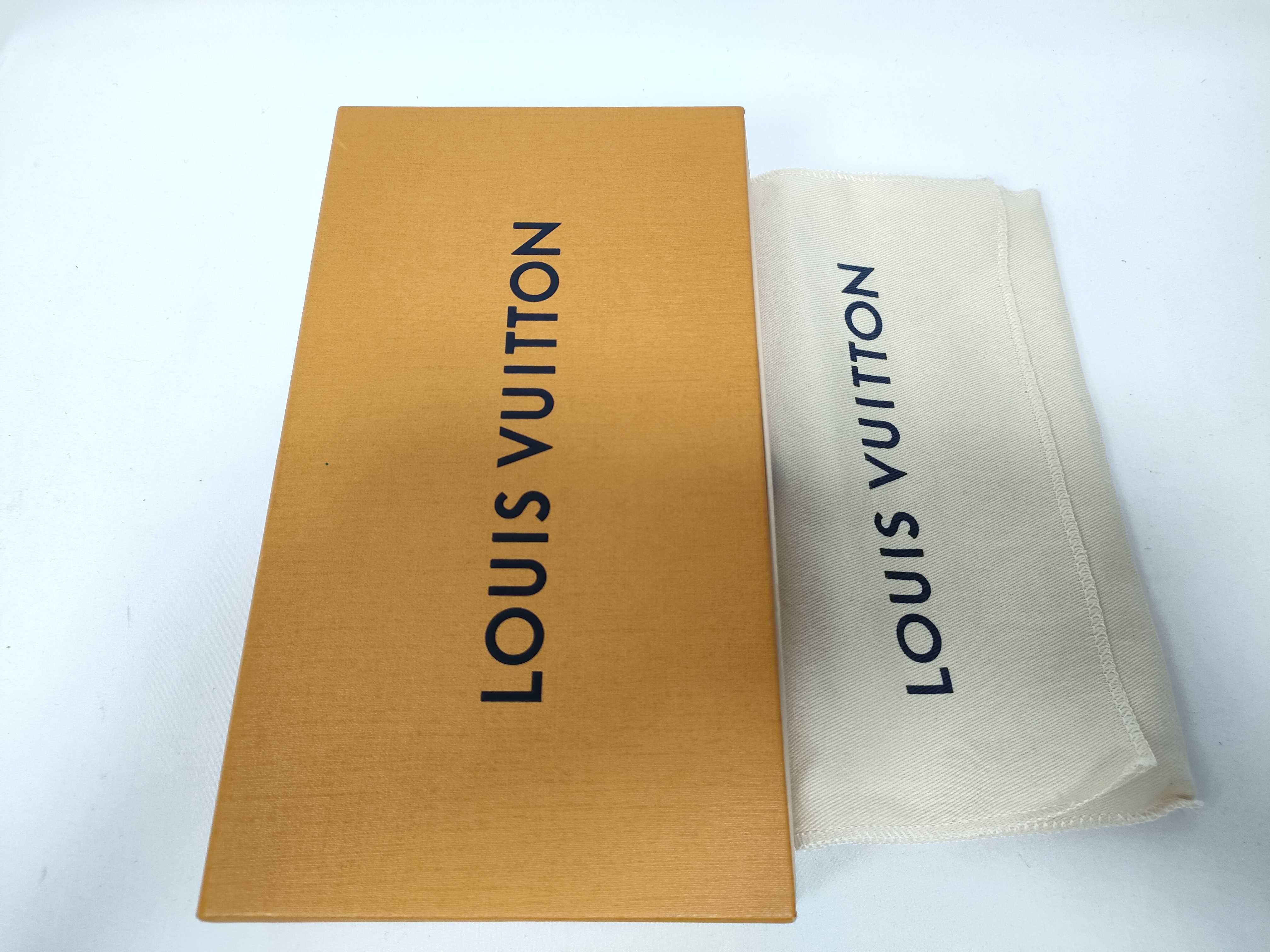 LV Zippy Wallet Horizontal Taigarama Wallet — view 14