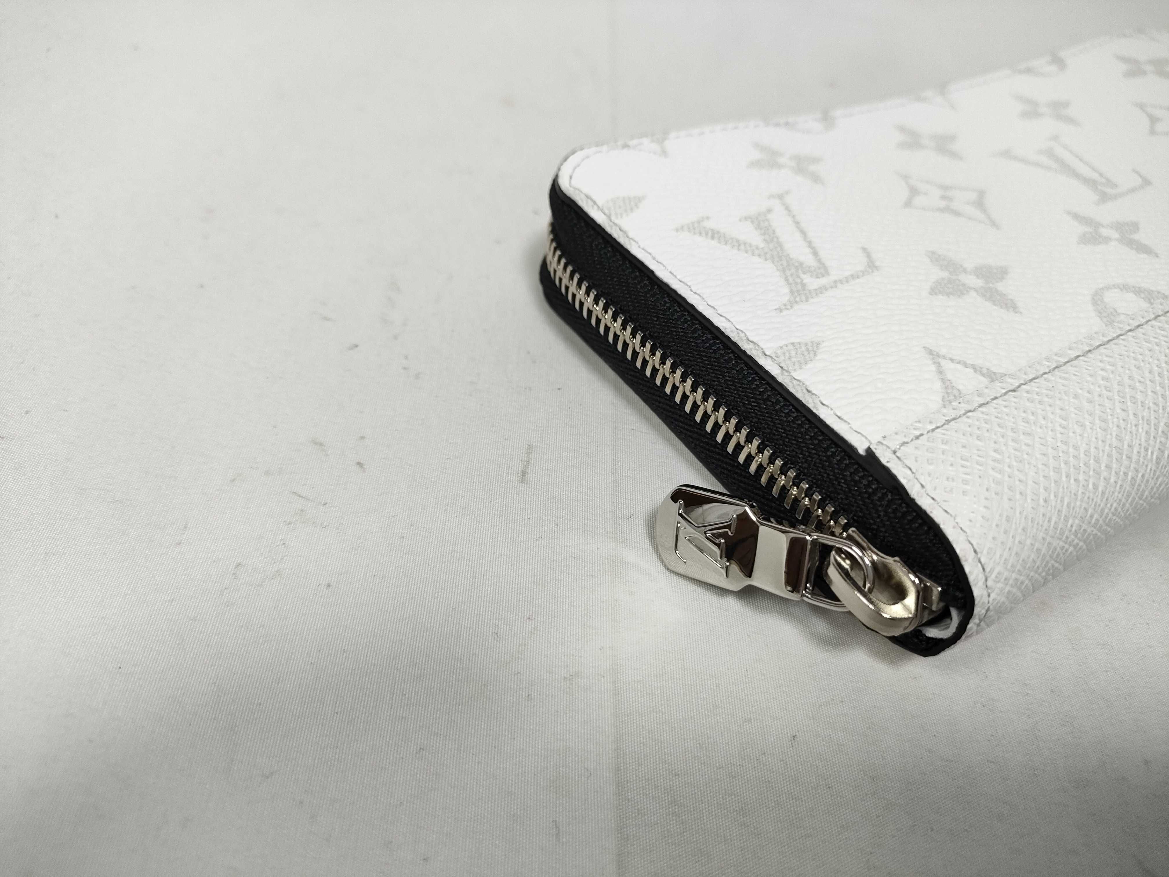 LV Zippy Wallet Horizontal Taigarama Wallet — view 6