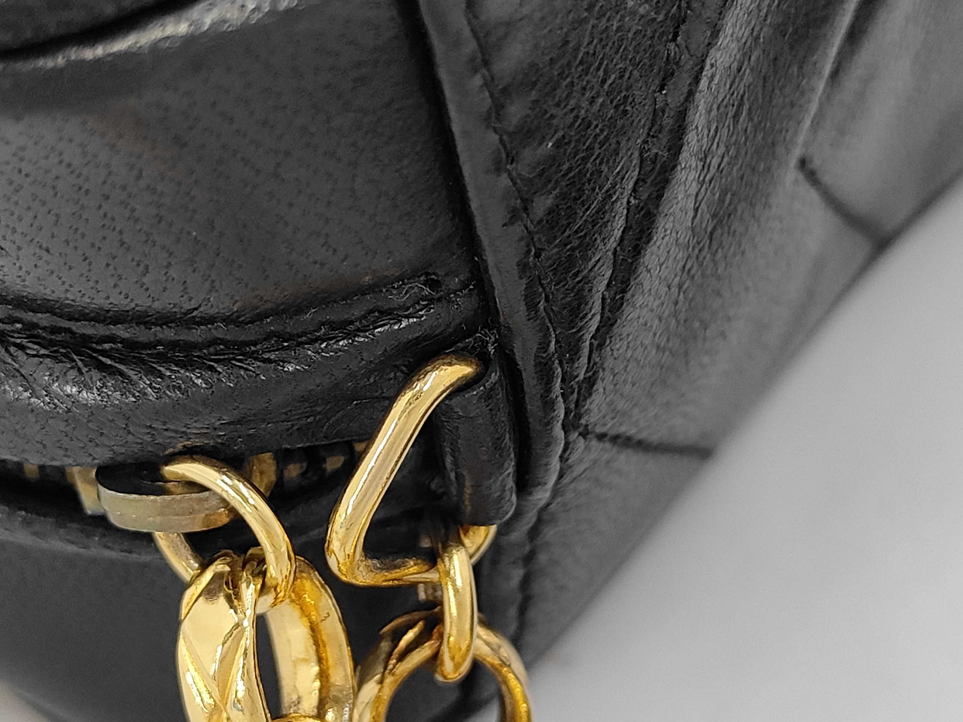 Matelassé V-stitch Chevron Fringe Chain Shoulder Bag, Black, 2516990 — view 7