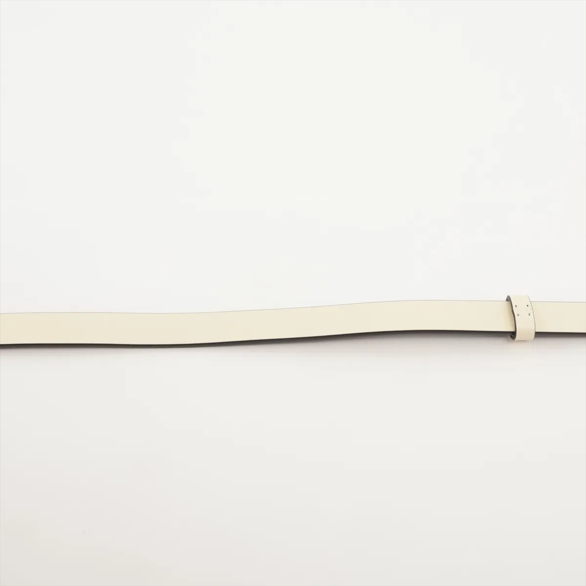 30 MONTAIGNE belt, size 75, GP leather, black and white, some wear, no engraving on the main body. — view 4