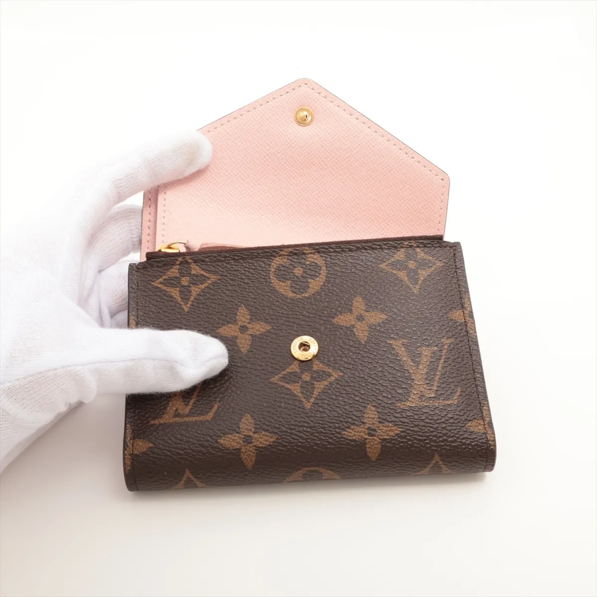 Monogram Portefeuille Victorine M62360 SF0149 Rose Ballerine Compact Wallet — view 3