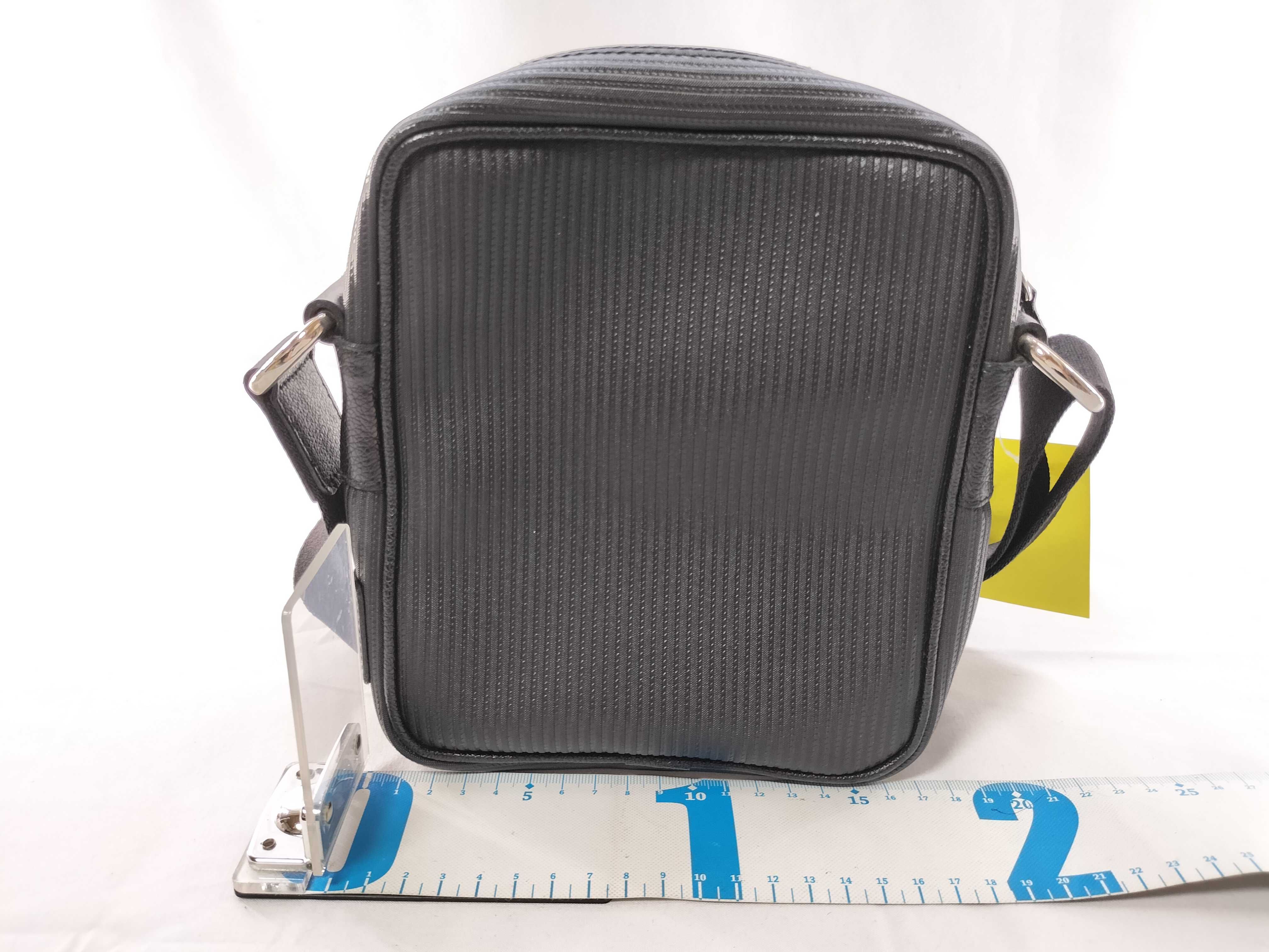 shoulder bag — view 2