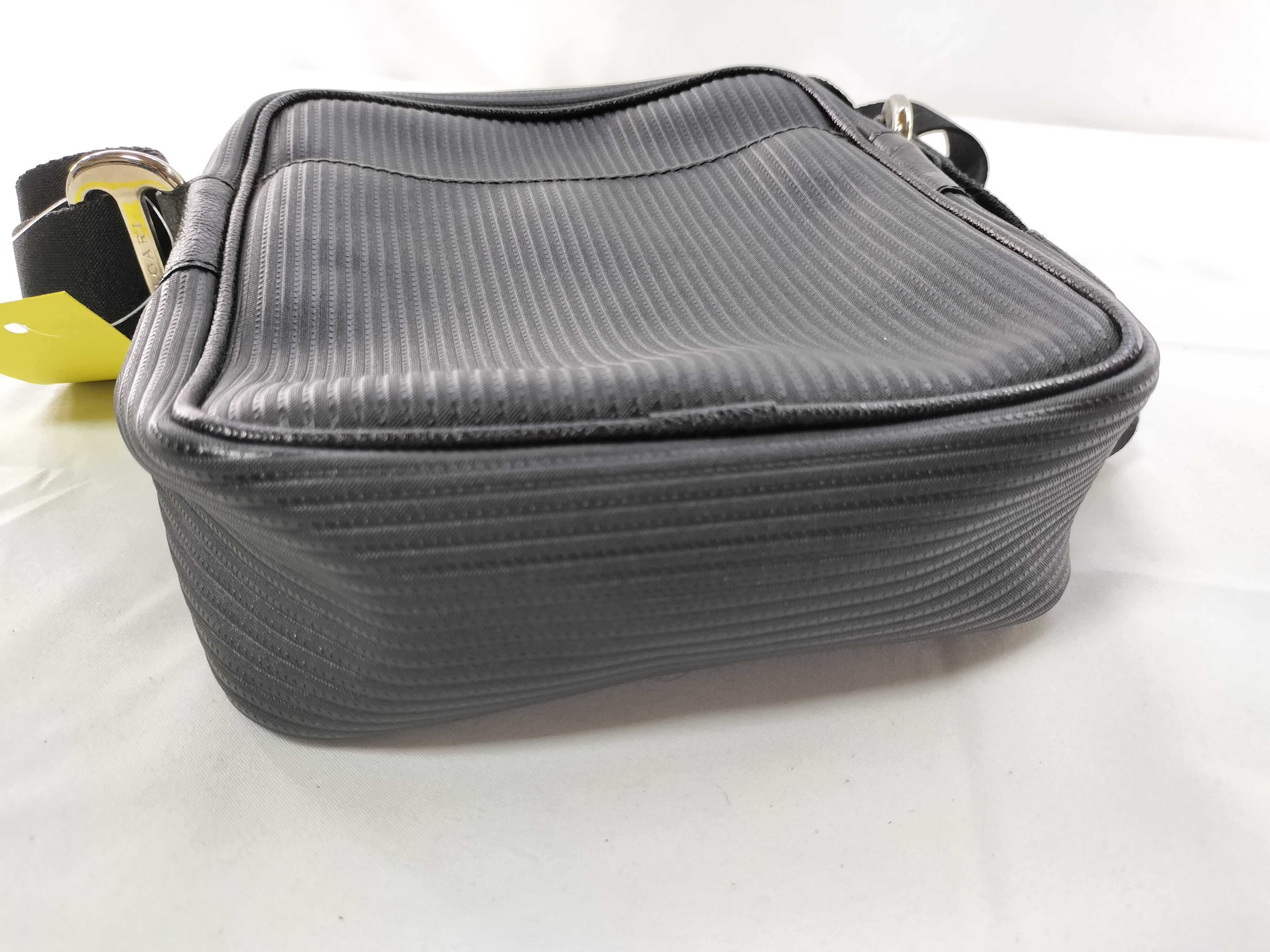 shoulder bag — view 8