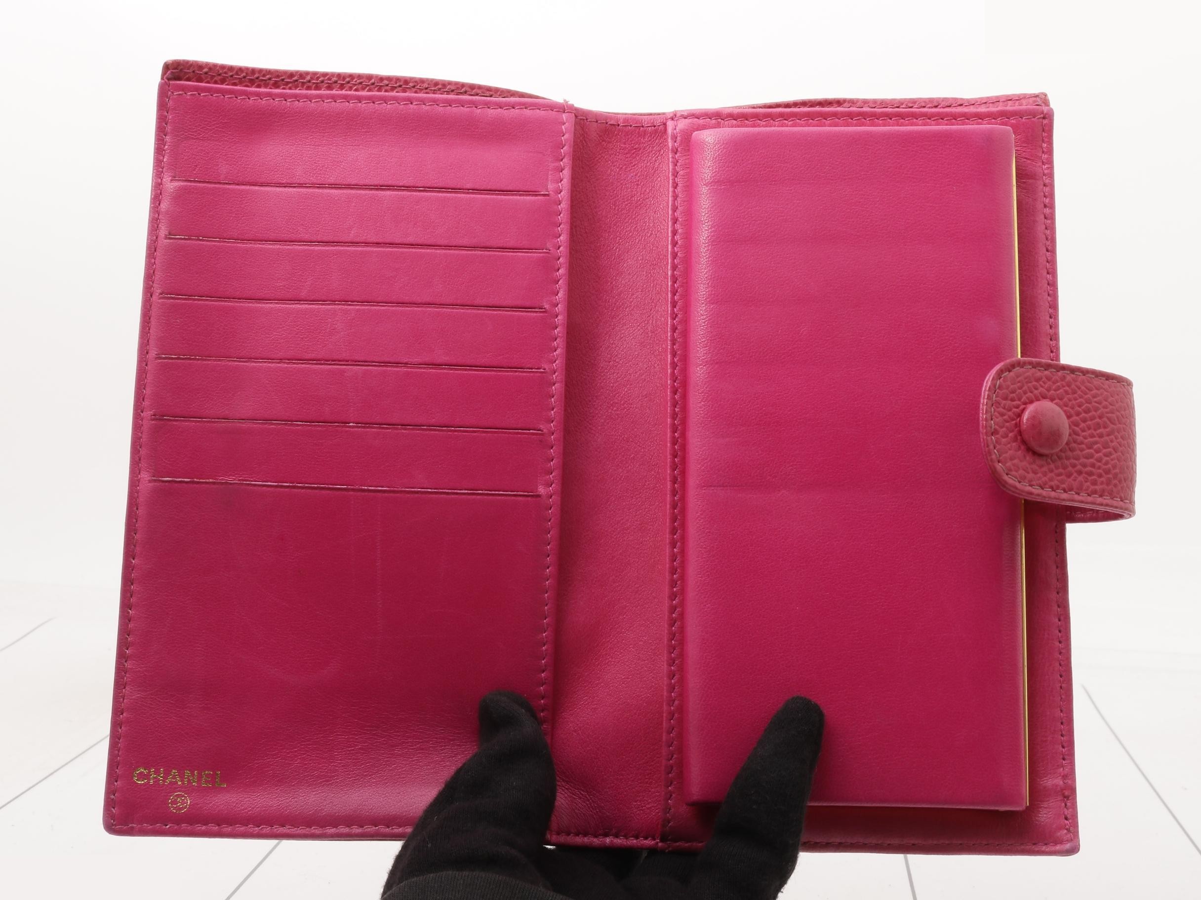 Caviar skin (bags) and wallets — view 4