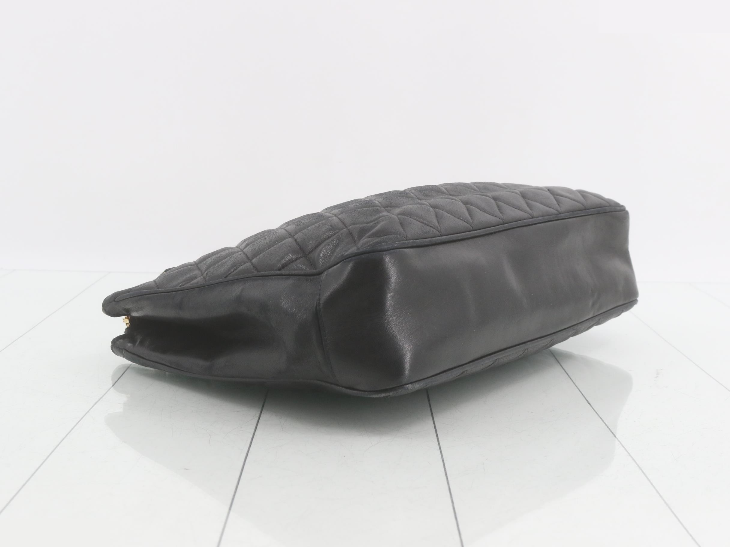 Matelassé Chain Tote Bag — view 5