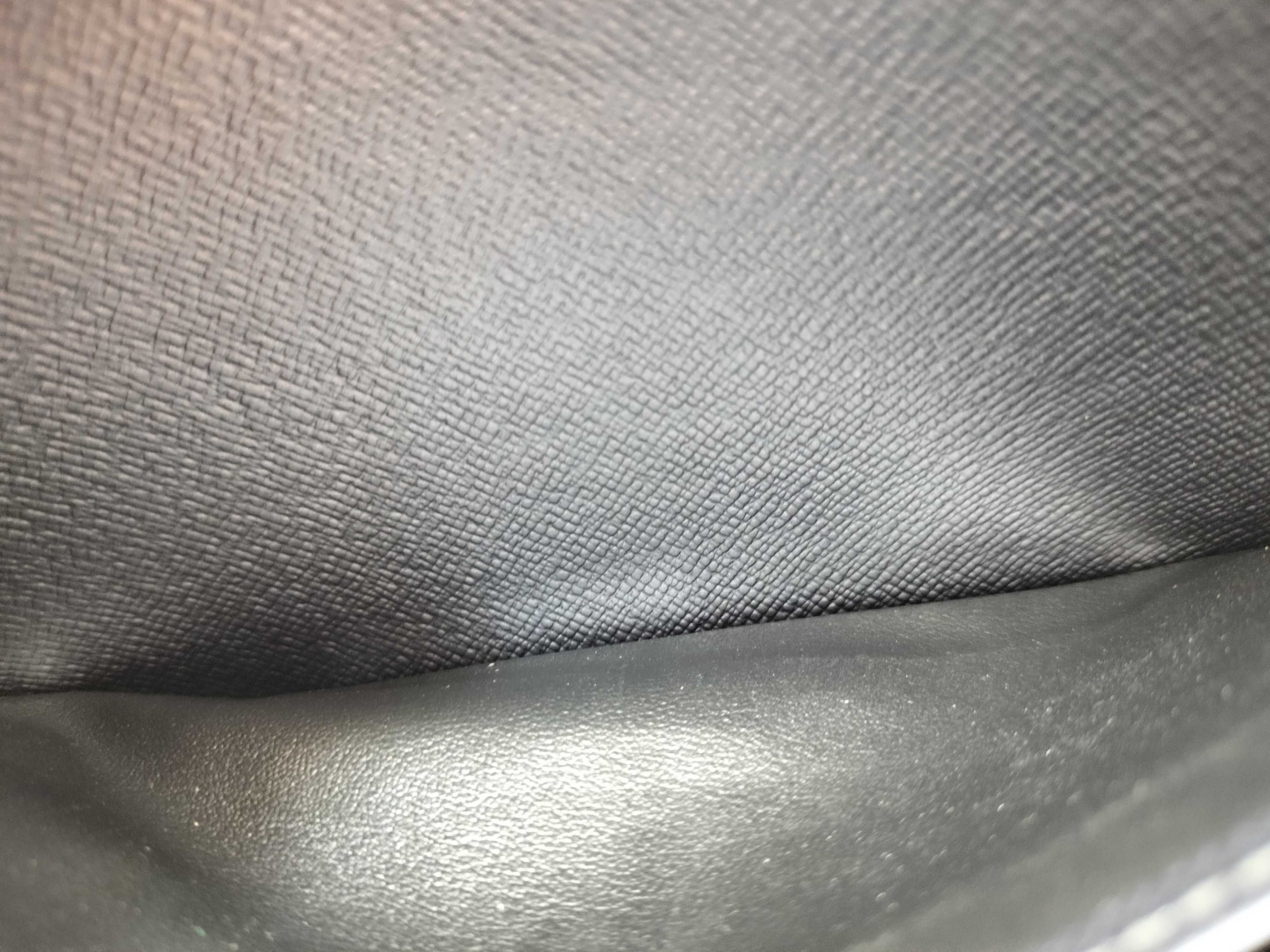 Epi LV Long Wallet Epi Silver Wallet — view 14