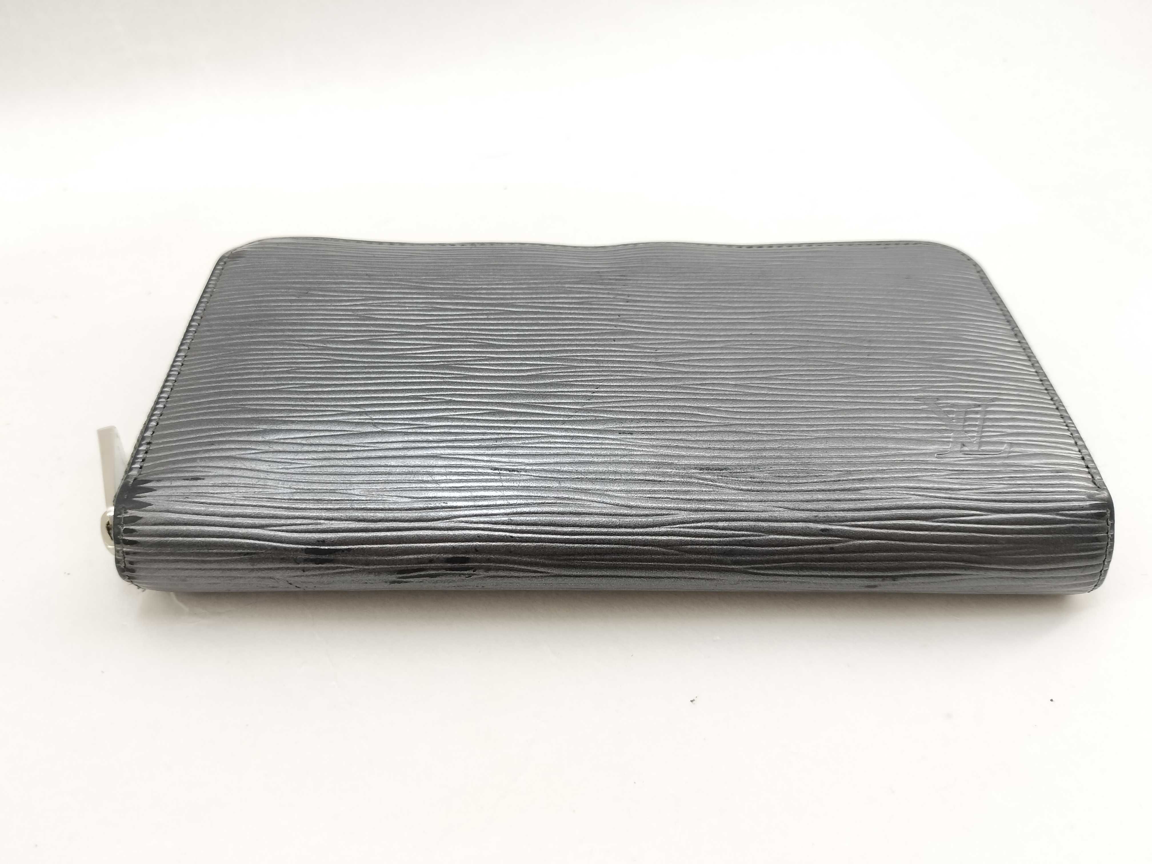 Epi LV Long Wallet Epi Silver Wallet — view 5