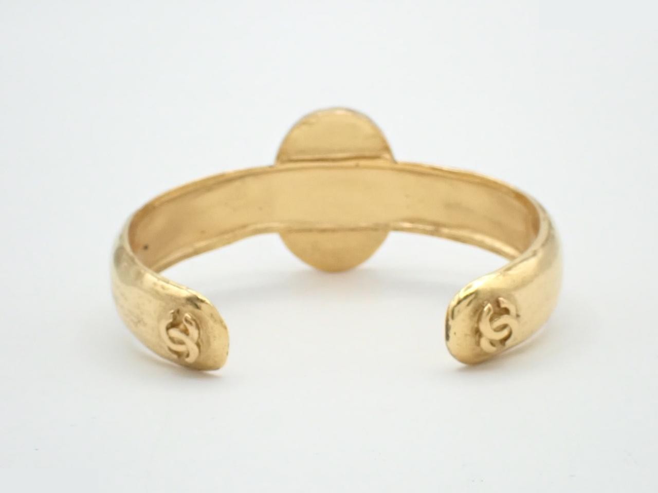Colored stone bangle, gold plated, wrist circumference approximately 17.5 cm — view 2