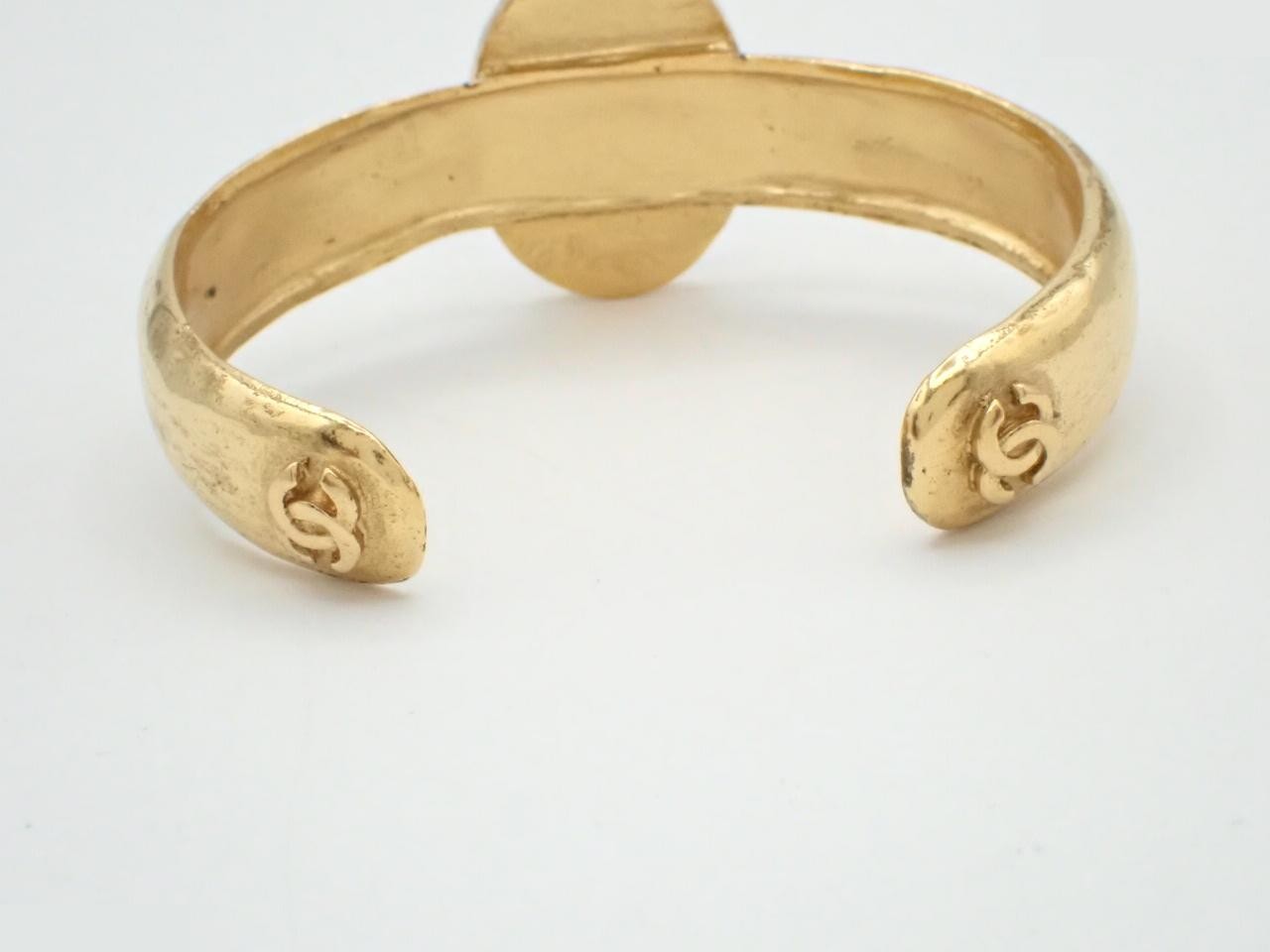 Colored stone bangle, gold plated, wrist circumference approximately 17.5 cm — view 3