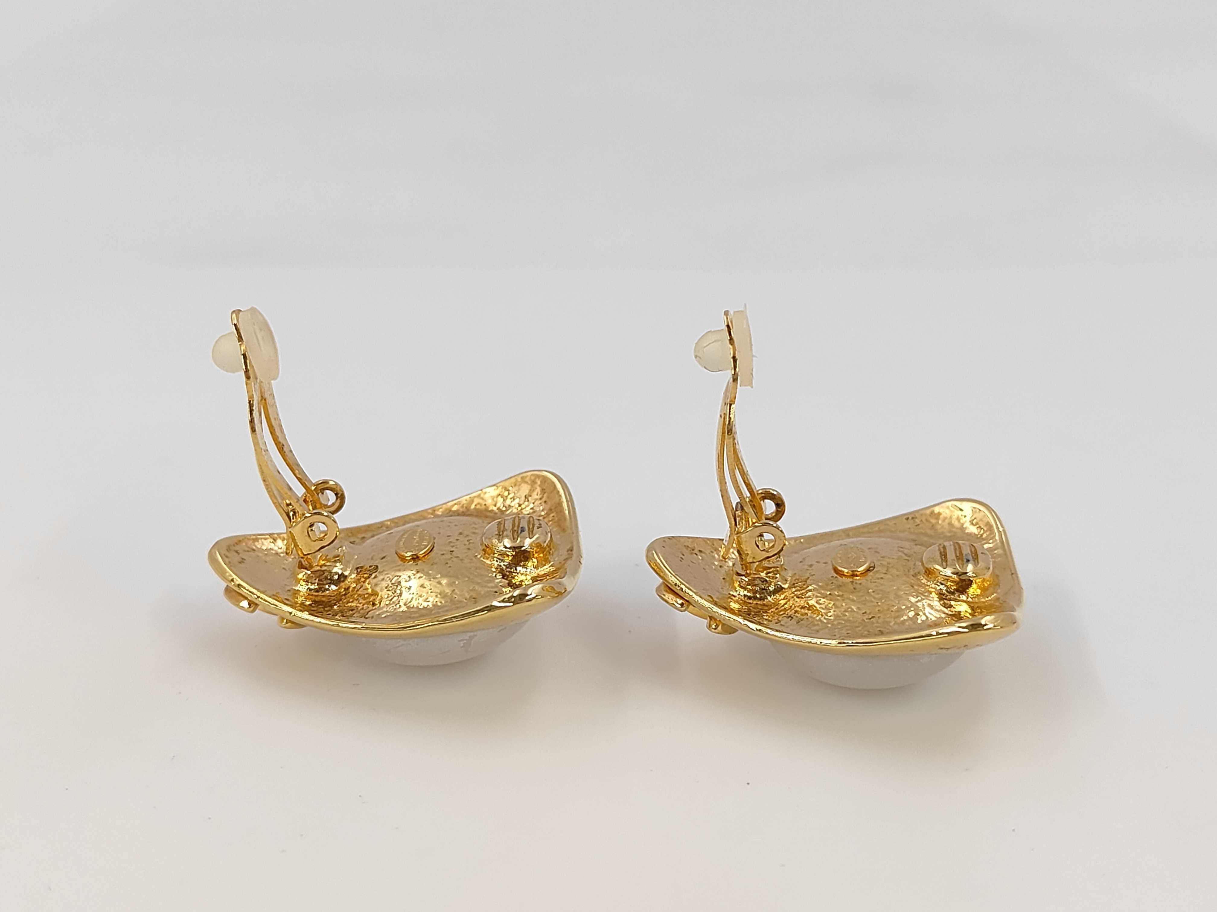 earrings — view 3