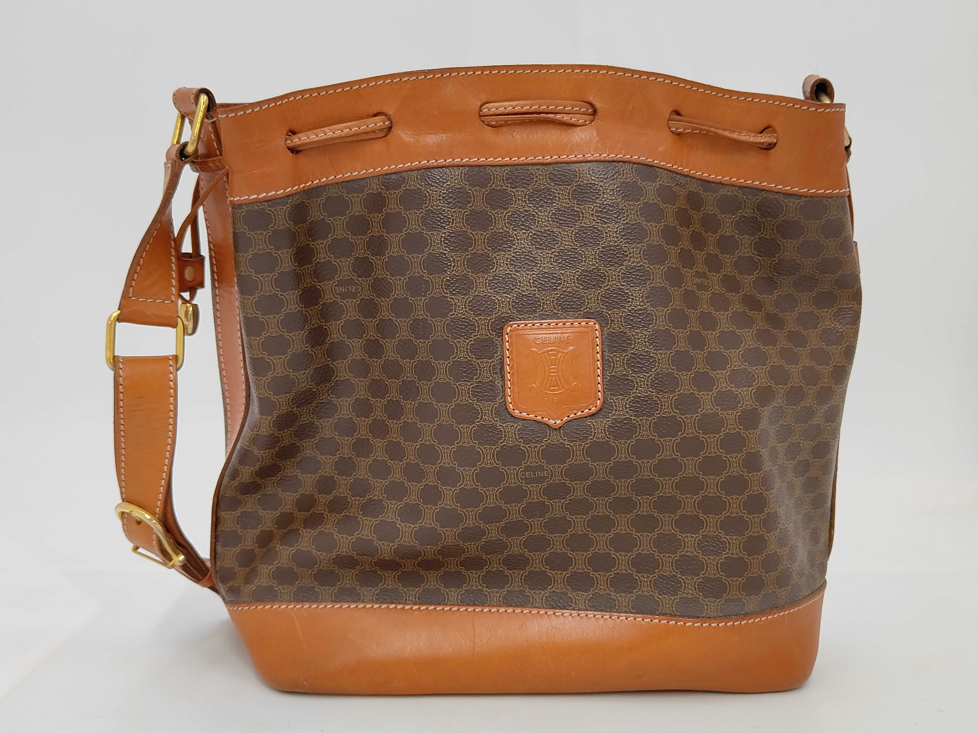 Macadam pattern M10 vintage shoulder bag