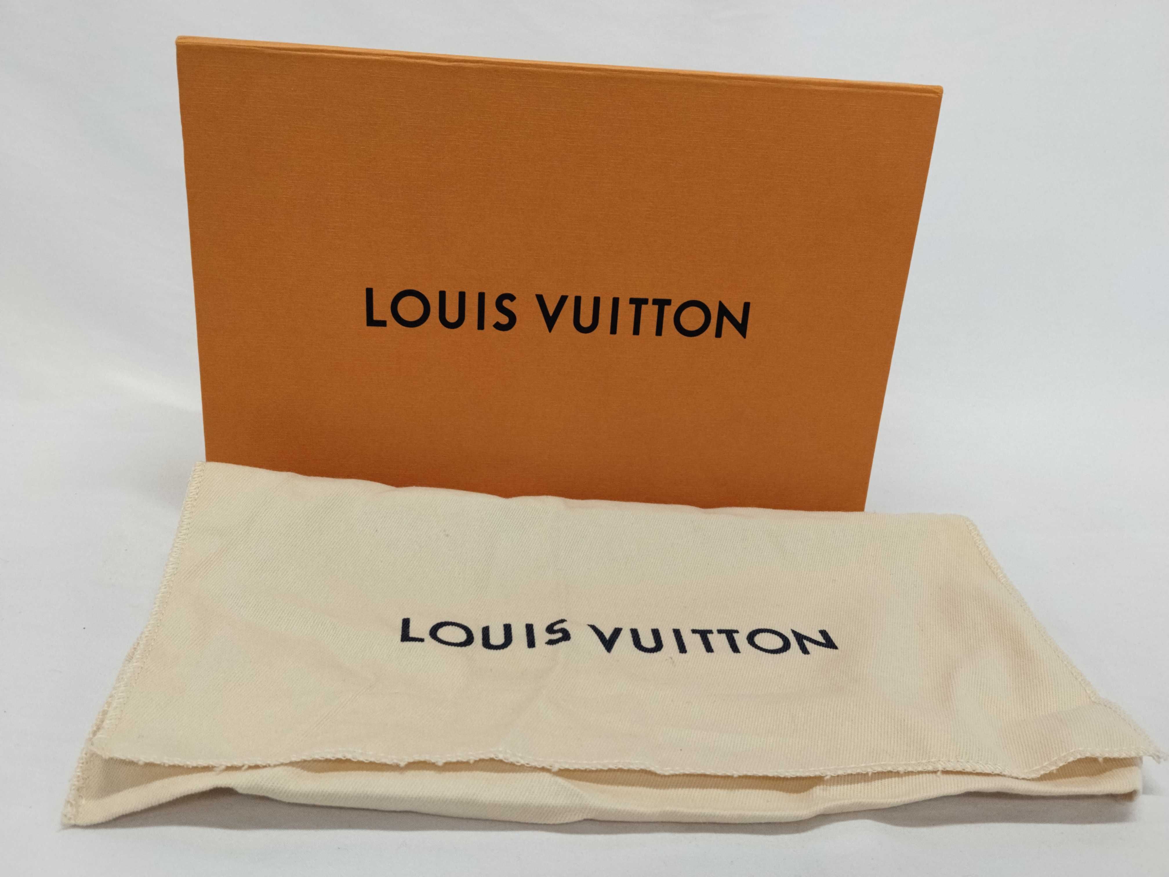 Damier Graphite Louis Vuitton Damier Graphite LV Damier Alpha Wearable Wallet RFID Shoulder Bag Unused N60418 Wallet — view 15