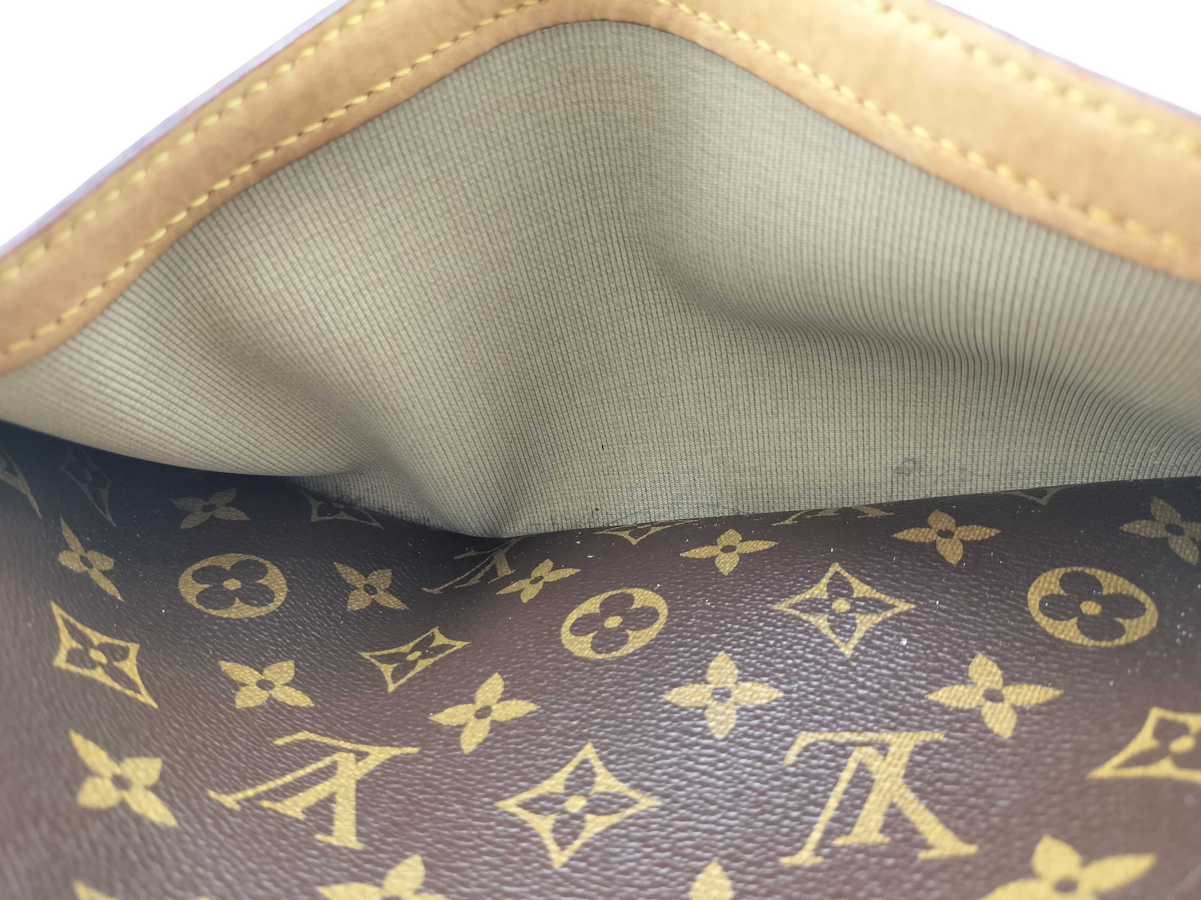 Monogram Louis Vuitton Reporter PM M45254 Shoulder Bag — view 15