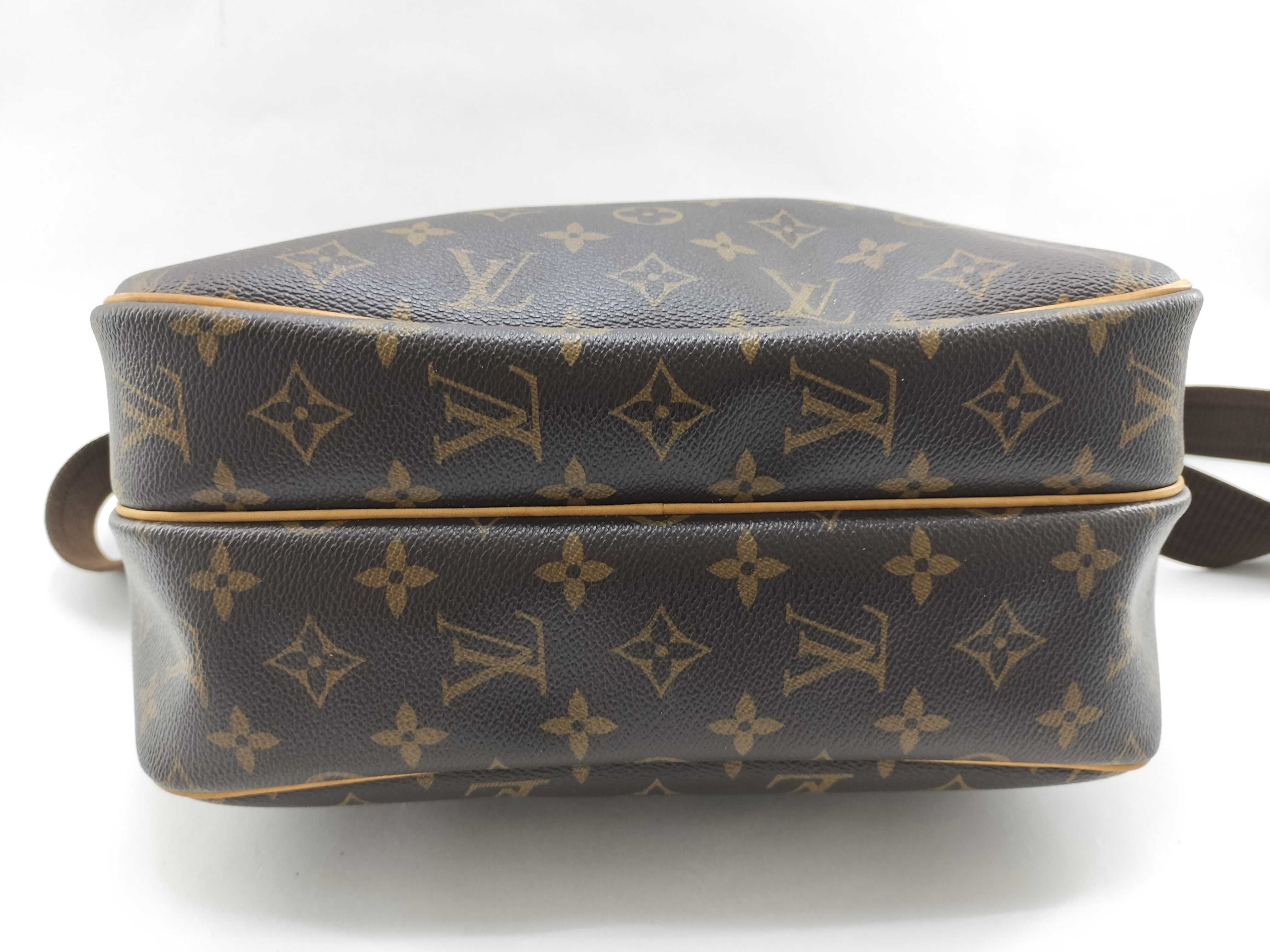 Monogram Louis Vuitton Reporter PM M45254 Shoulder Bag — view 3
