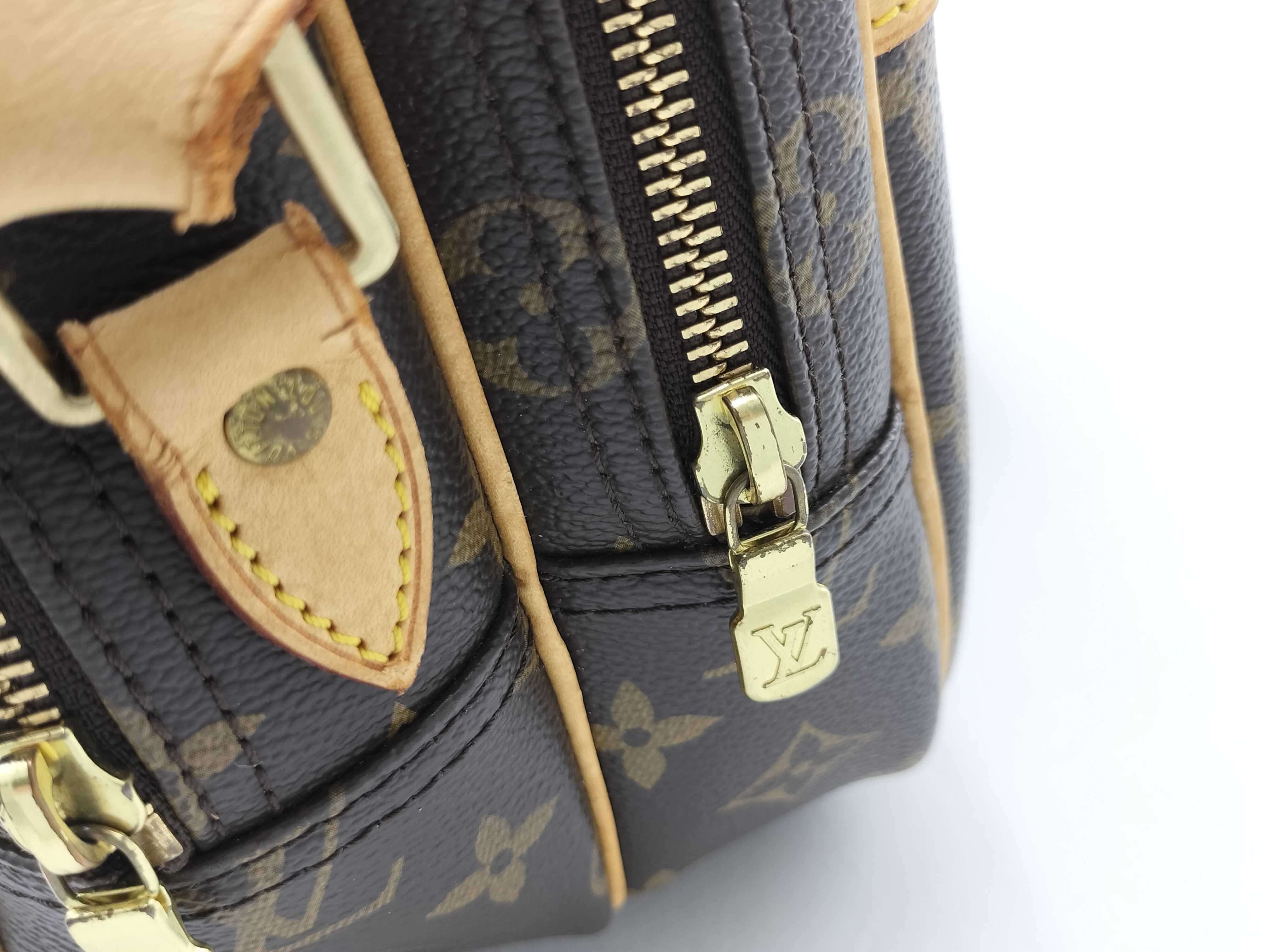 Monogram Louis Vuitton Reporter PM M45254 Shoulder Bag — view 9