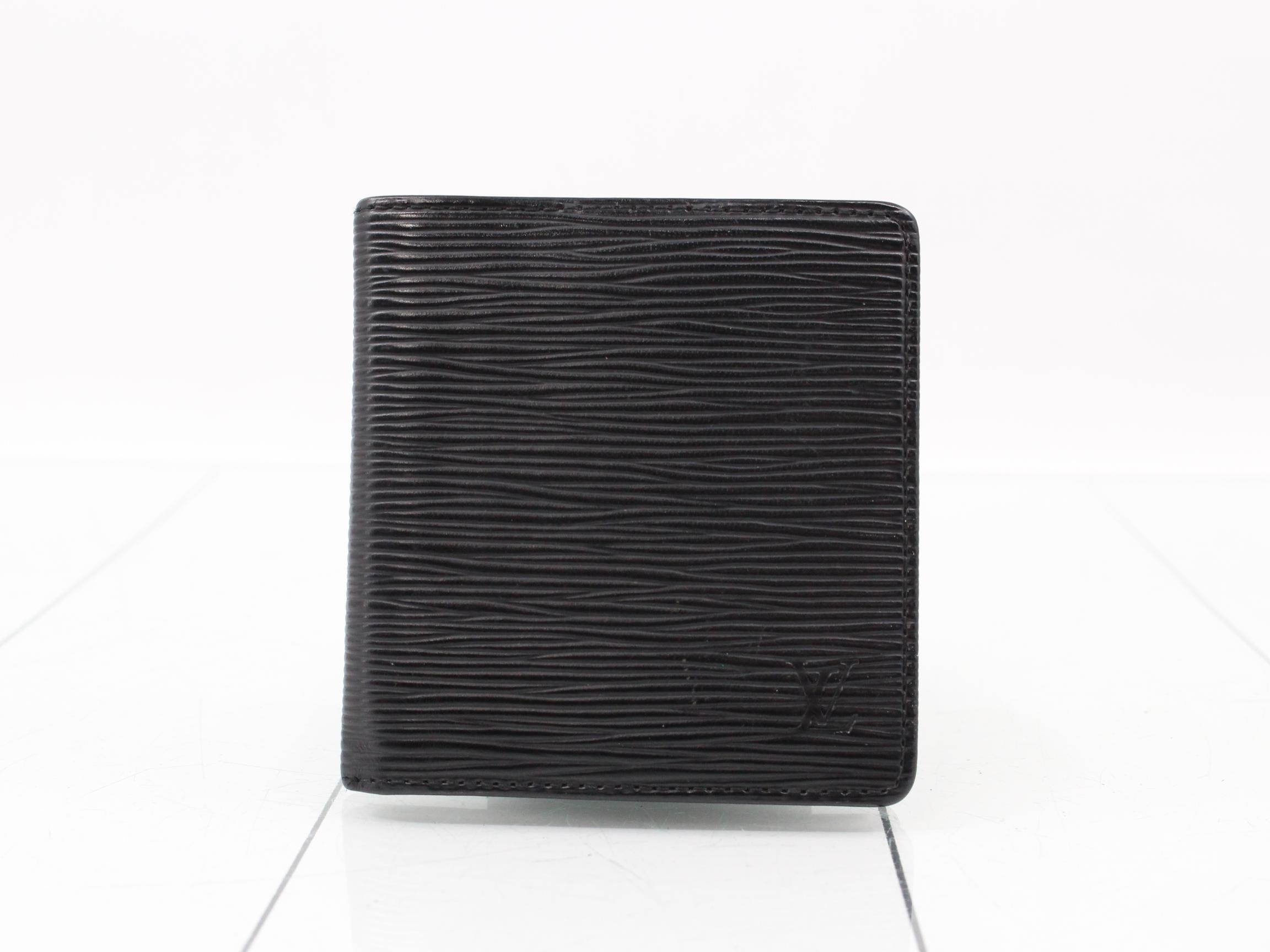 Epi folding wallet