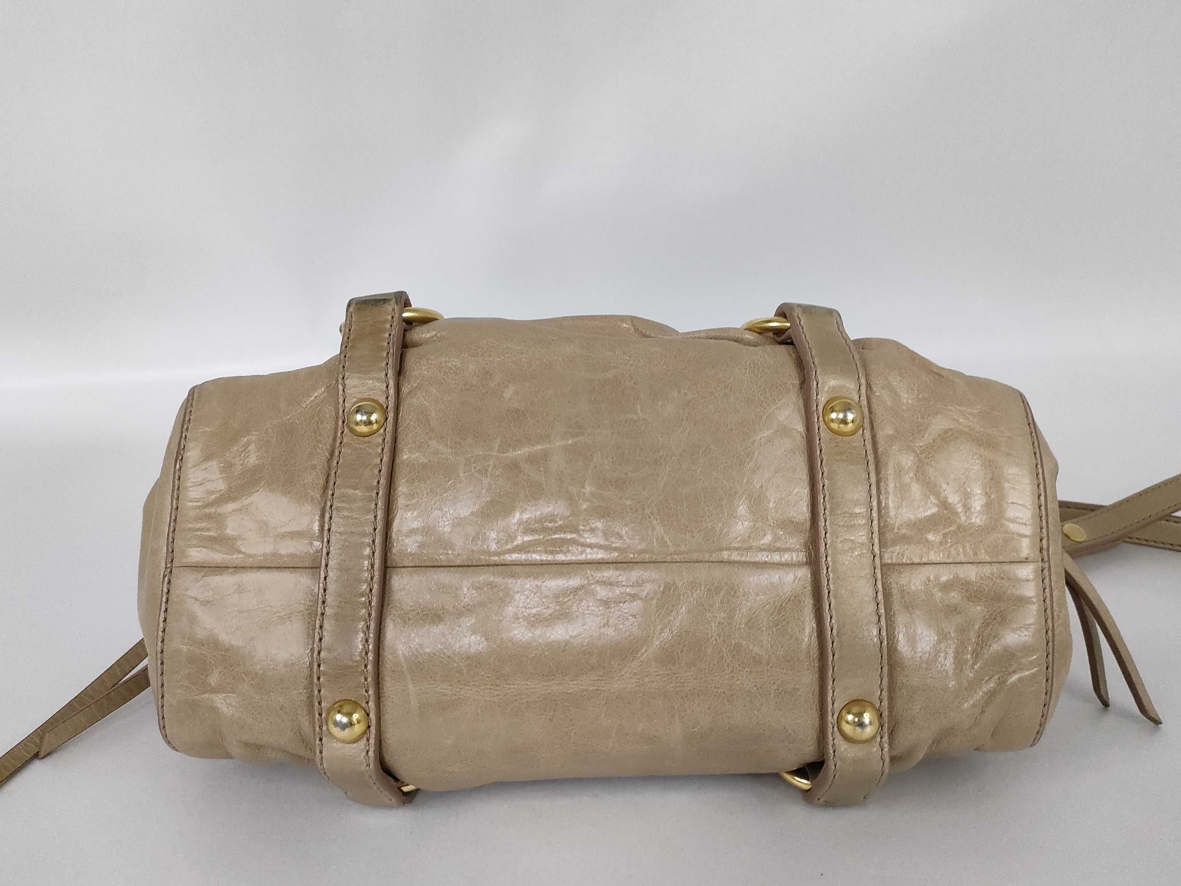 Vitello Leather Handbag (2-way handbag) — view 9