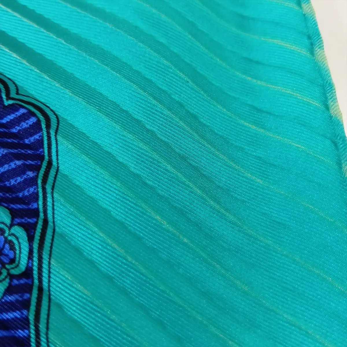 Carre 90 BONSAI (Bonsai - Beautiful Moment) Scarf, Silk, Green. Shows wear, — view 4