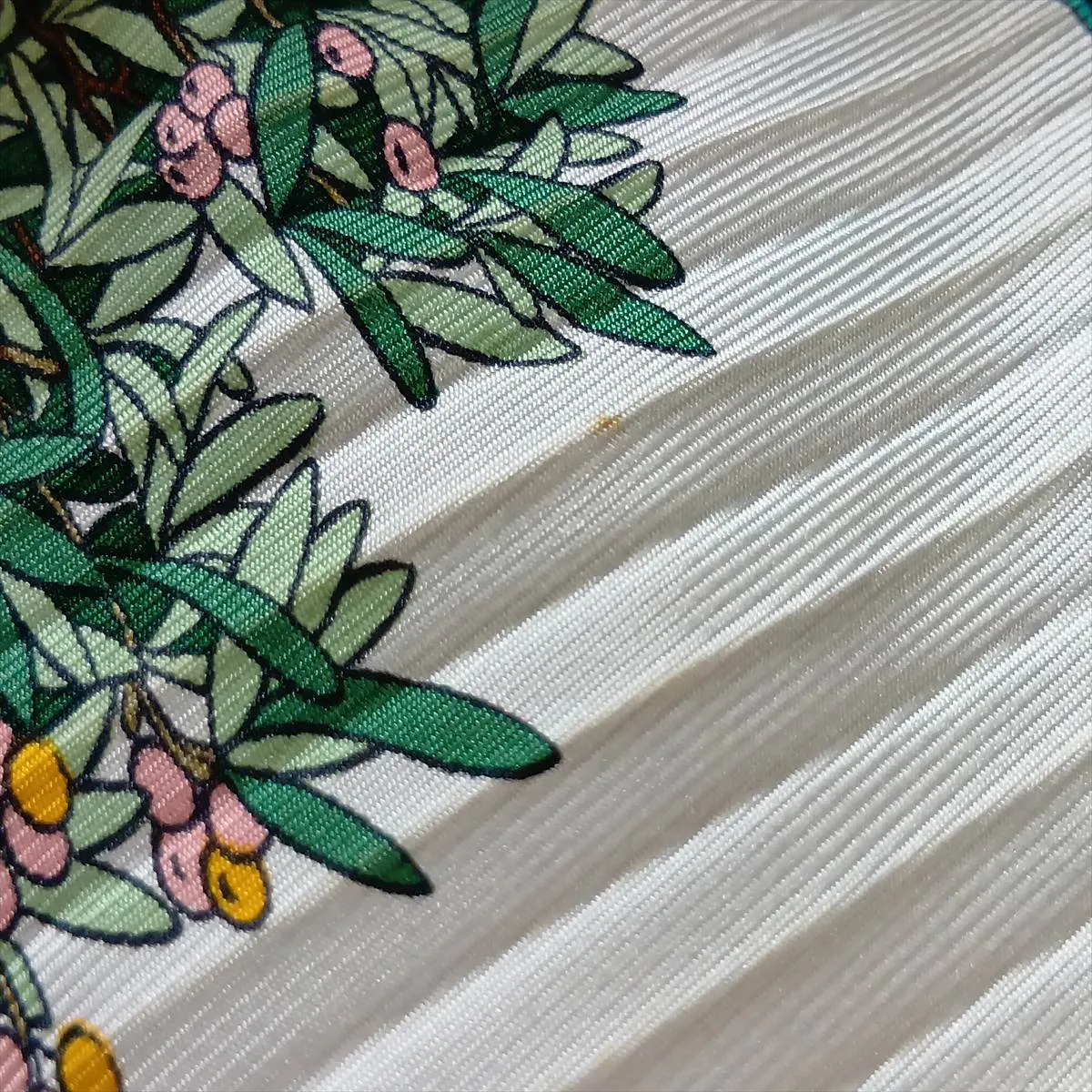 Carre 90 BONSAI (Bonsai - Beautiful Moment) Scarf, Silk, Green. Shows wear, — view 6