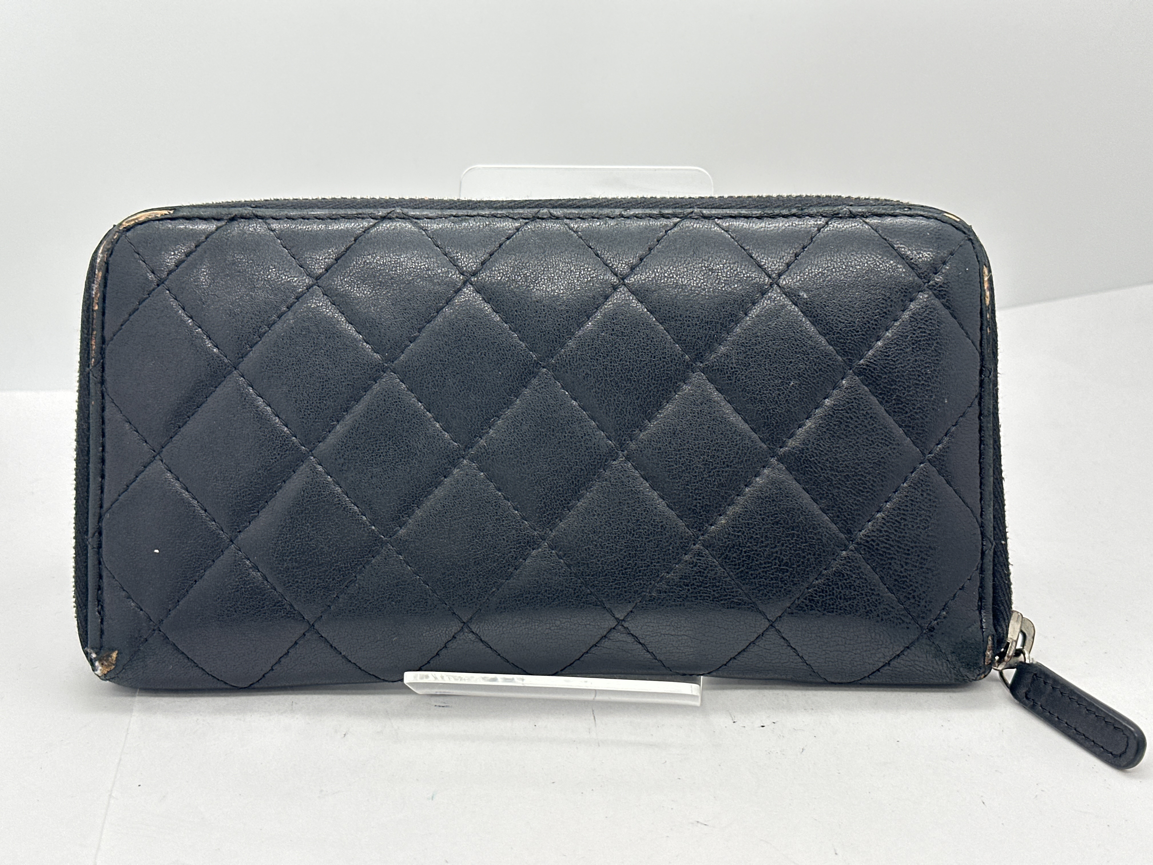 Matelasse Round Zipper No. 15 Wallet — view 2