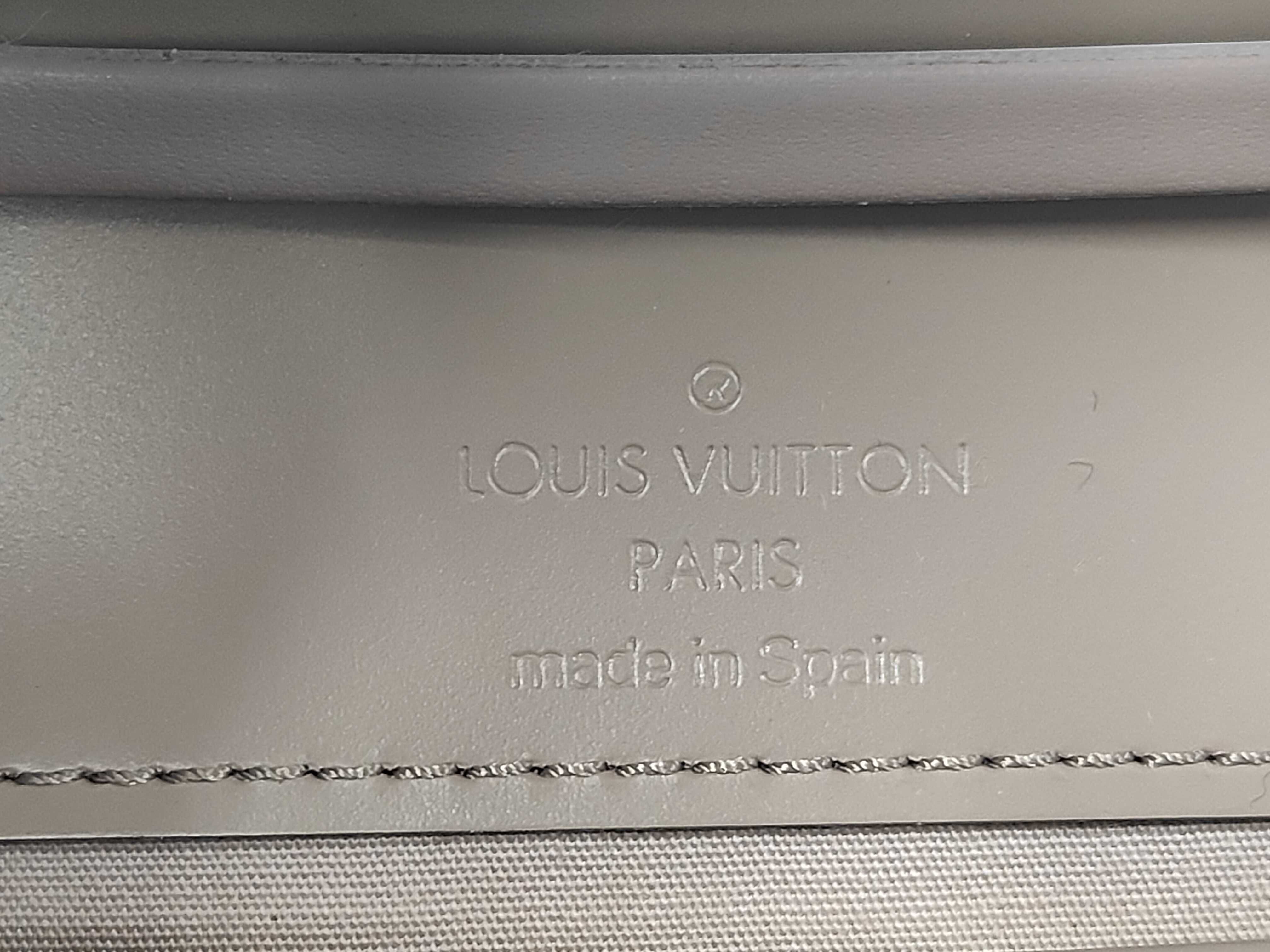 Epi Honfleur M5273B Shoulder Bag — view 9