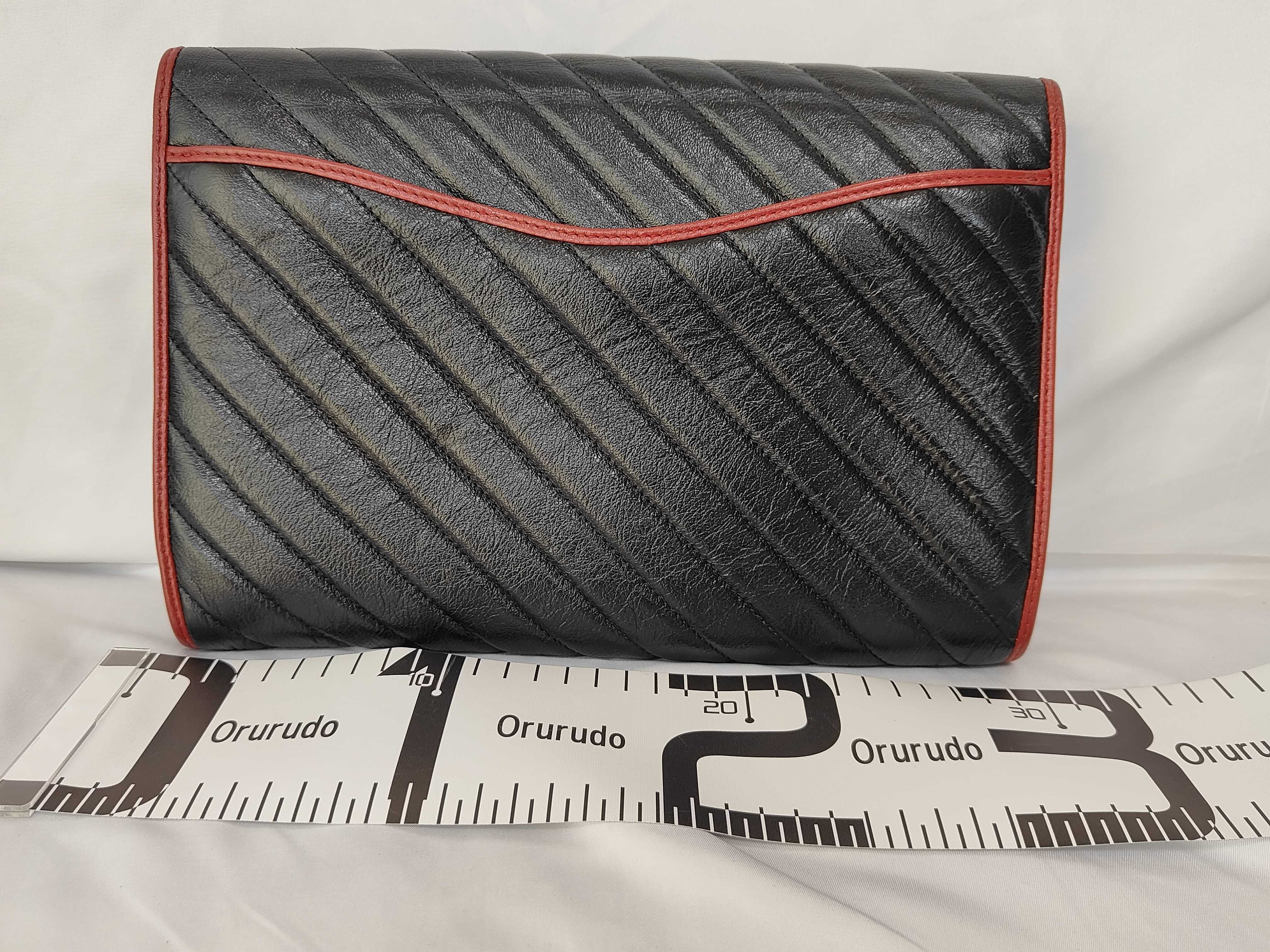 GG Marmont Matelasse Flap Clutch Bag — view 2