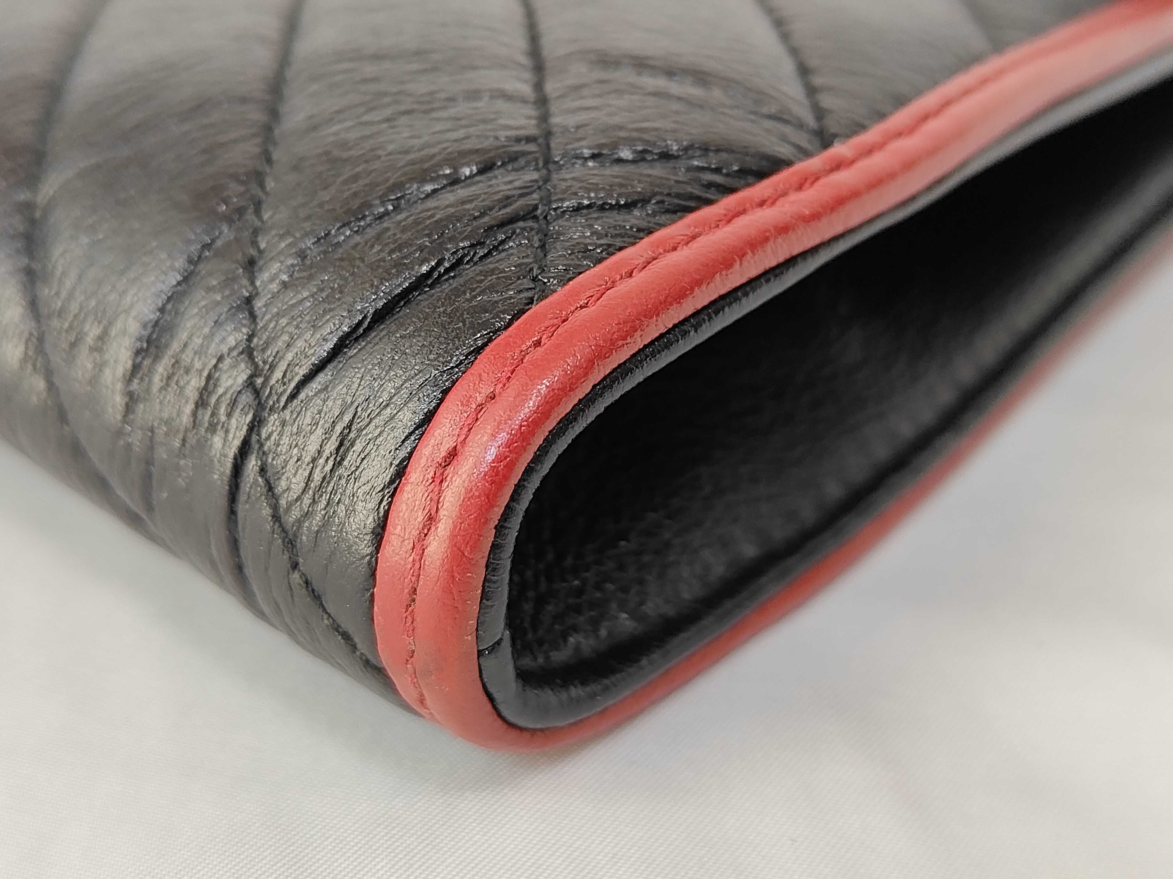 GG Marmont Matelasse Flap Clutch Bag — view 3